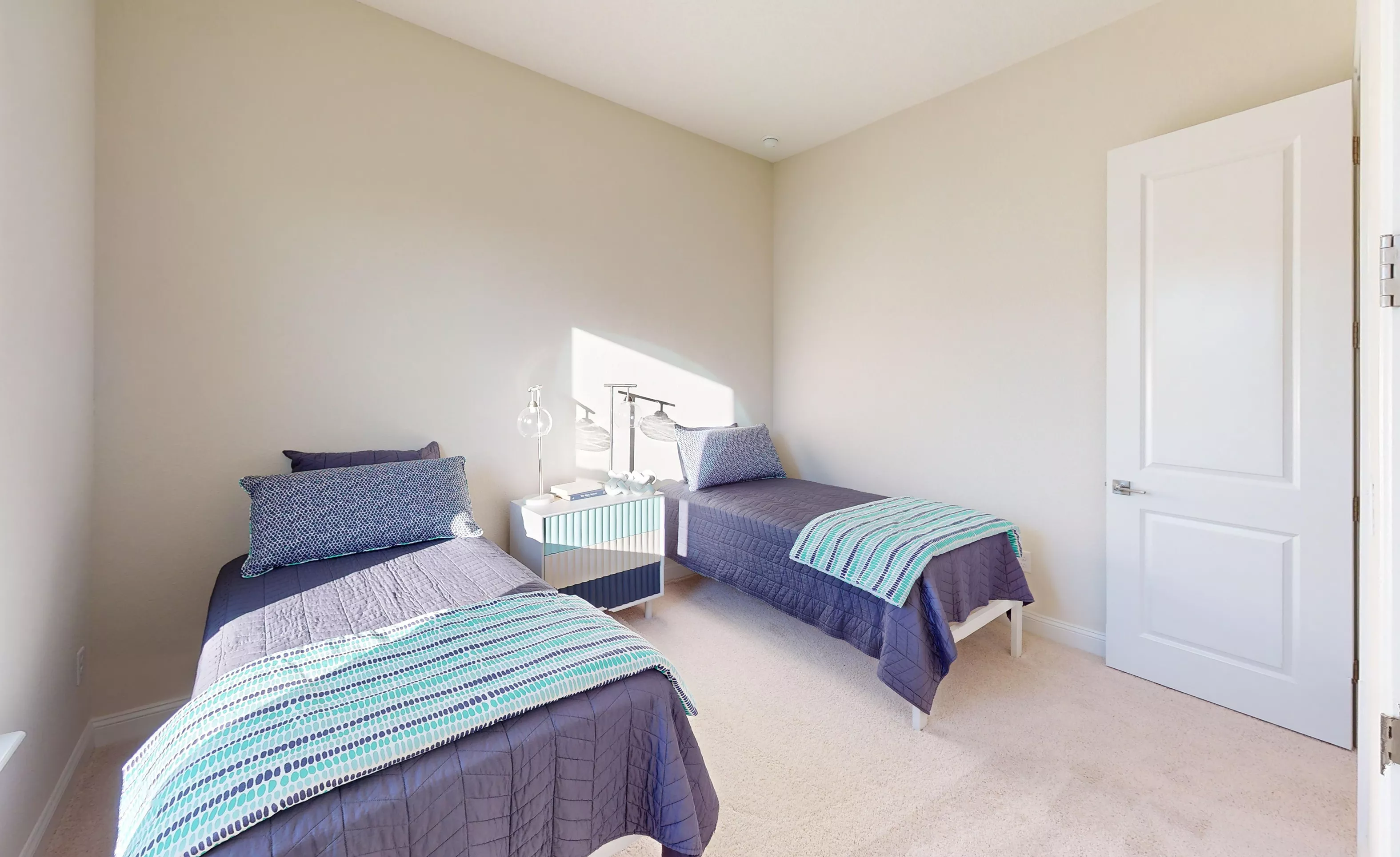 Charlotte - Guest Bedroom
