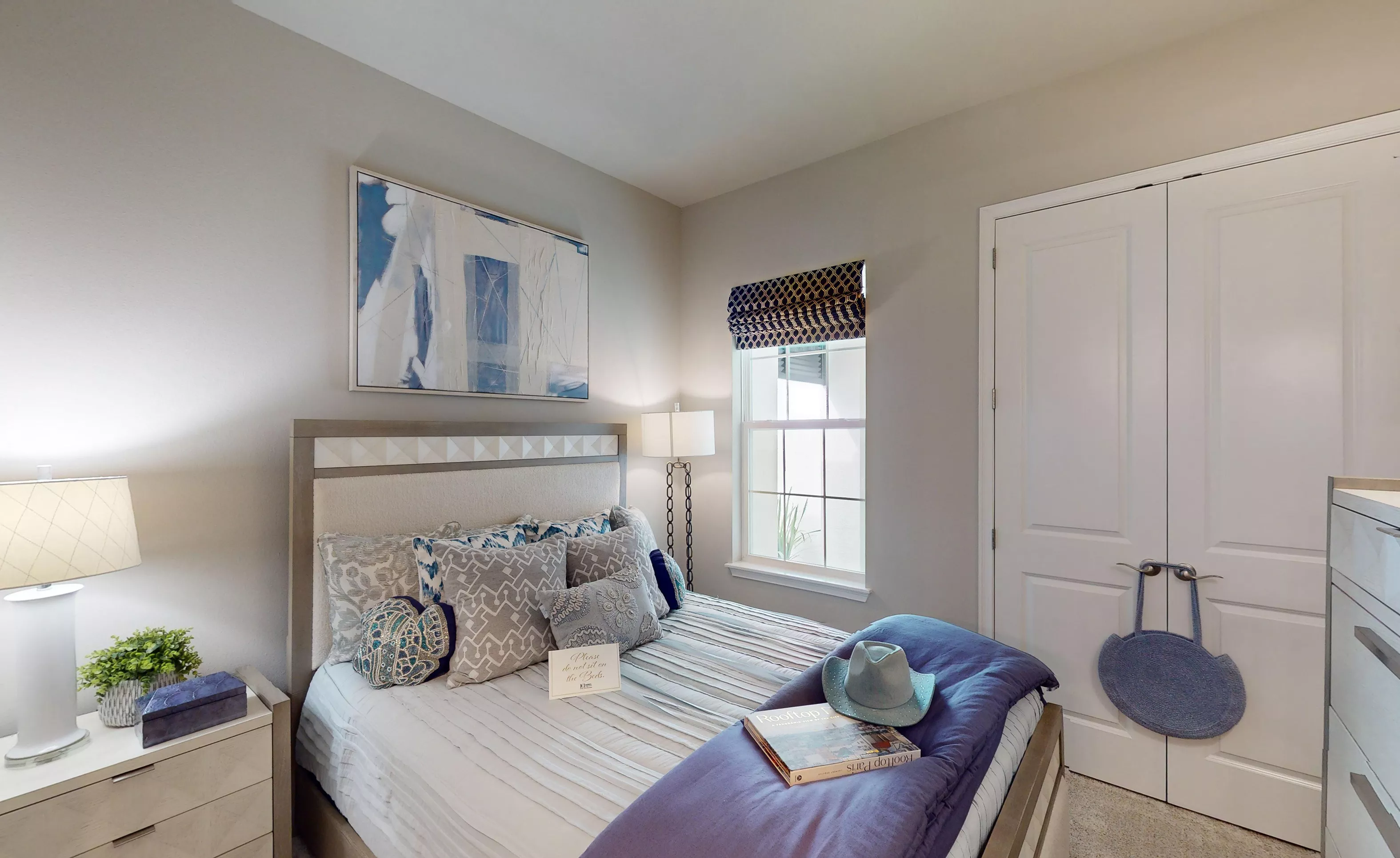 Blossom III - Guest Bedroom