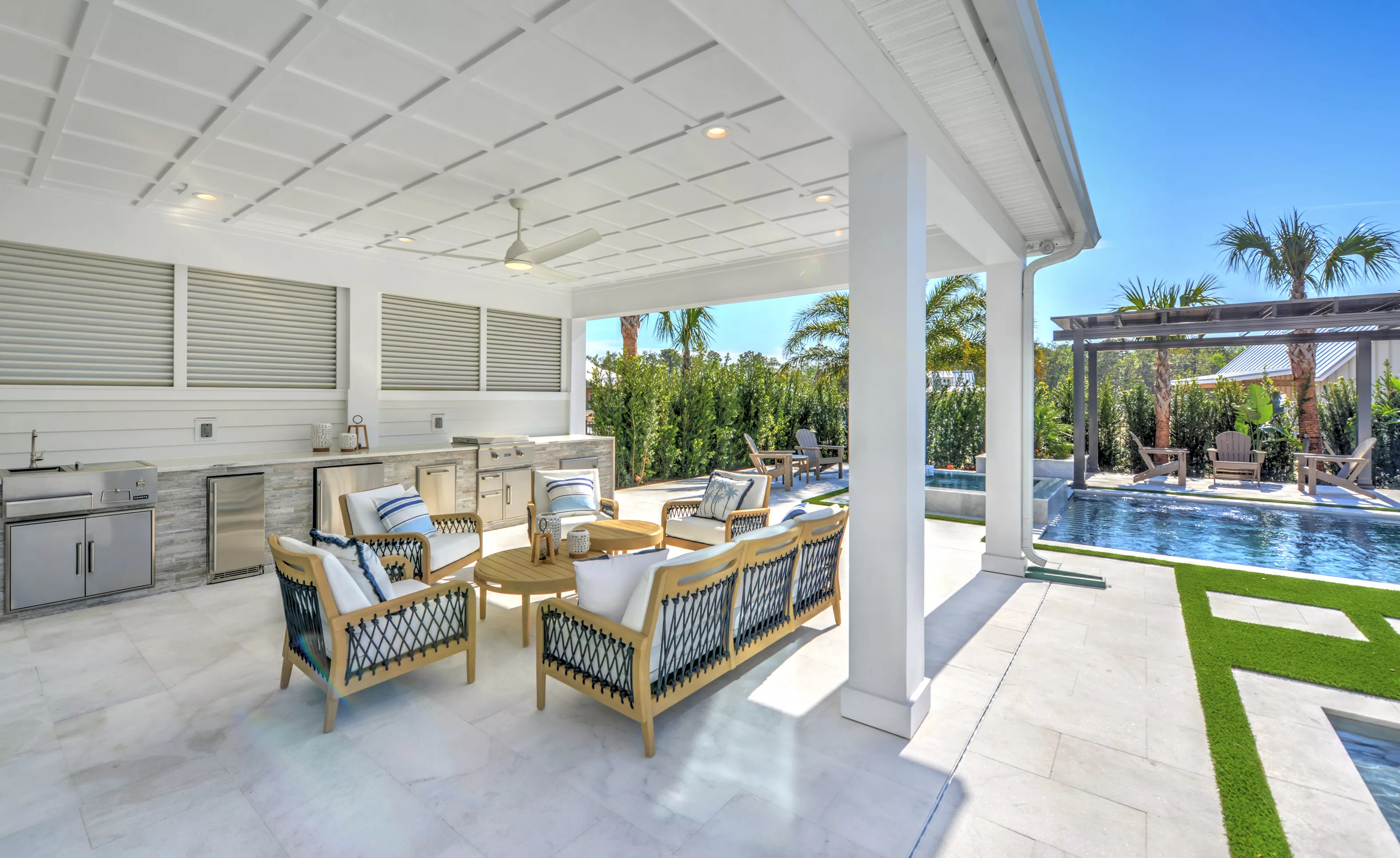 Brooke - Covered Lanai