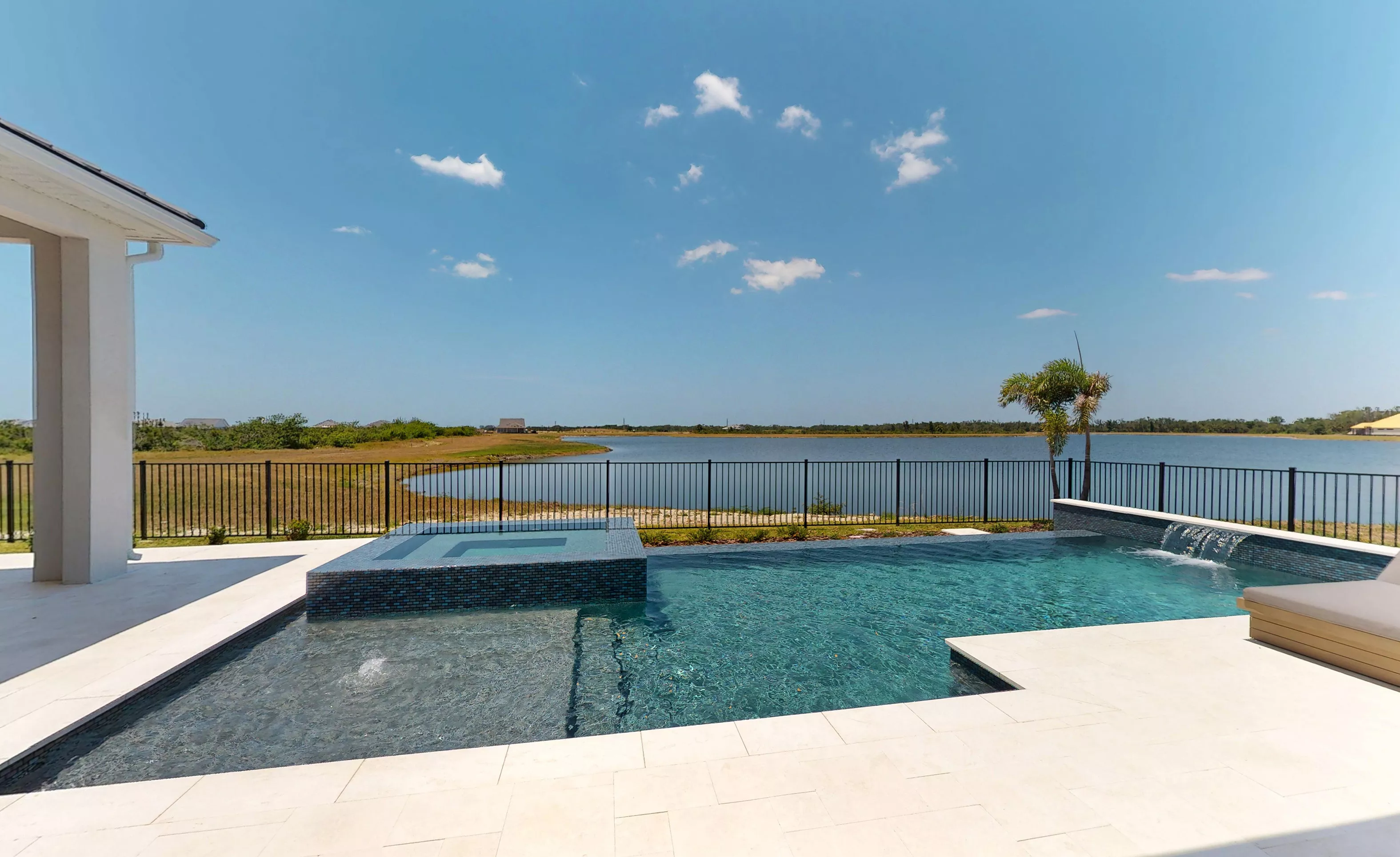 Egret V - Pool
