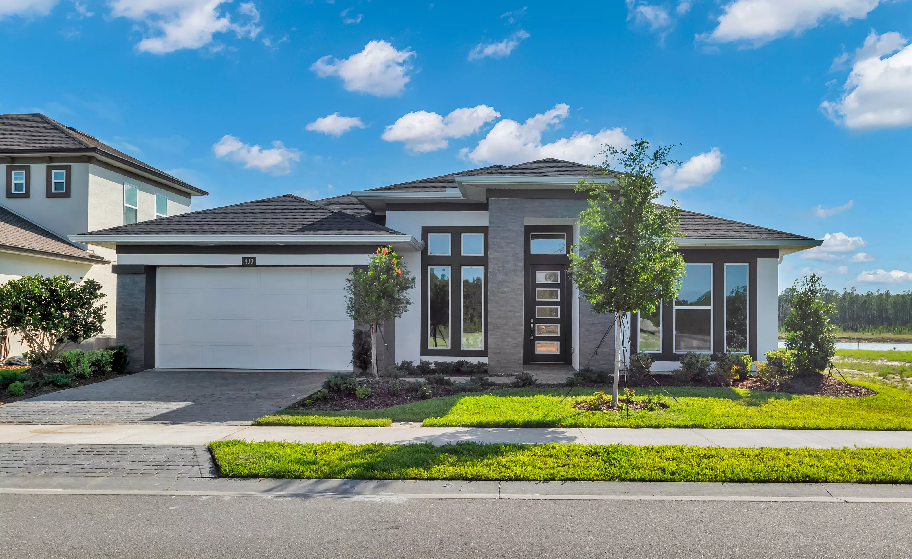 433 Mosaic Blvd in Mosaic