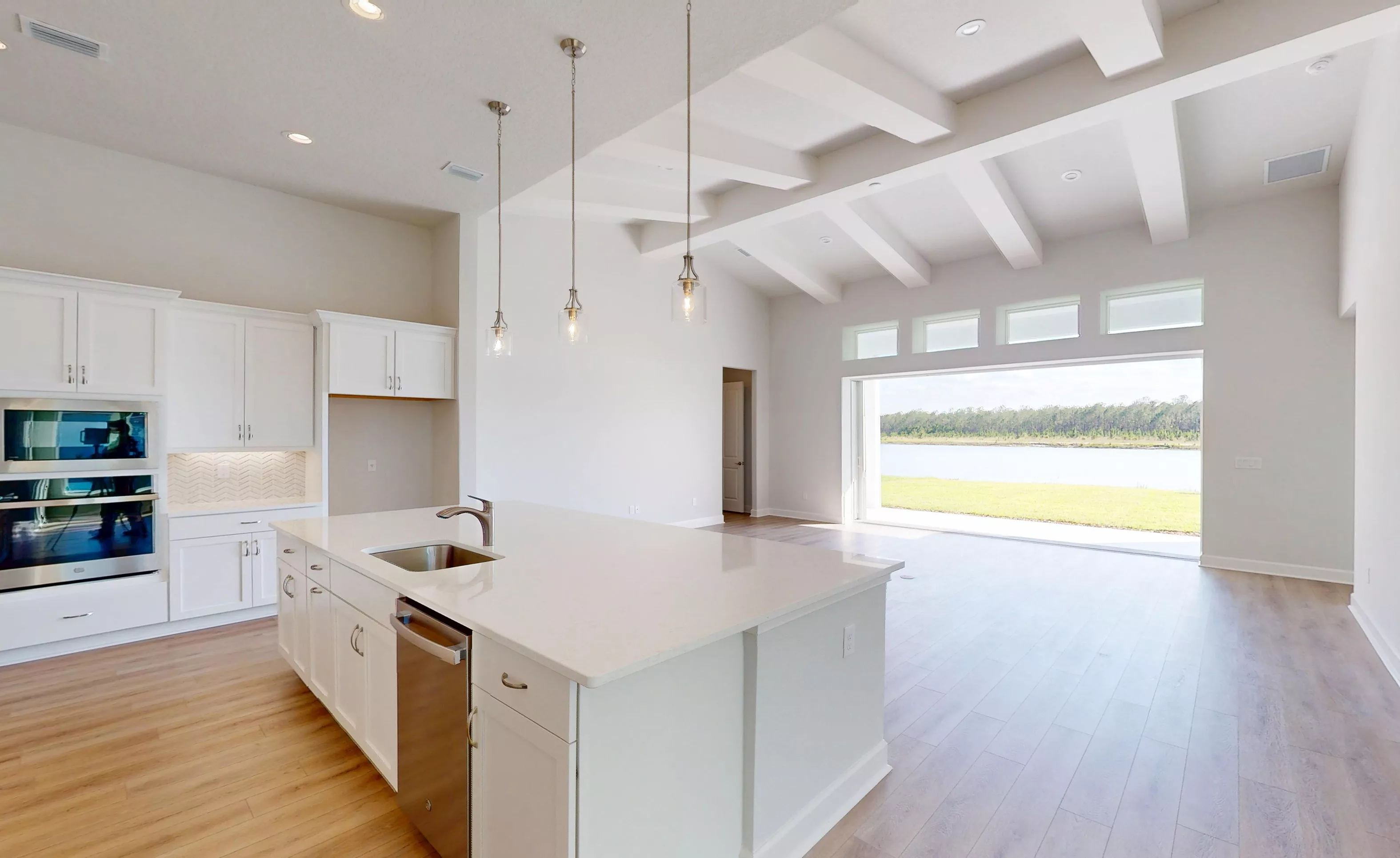 Costa Mesa - Kitchen