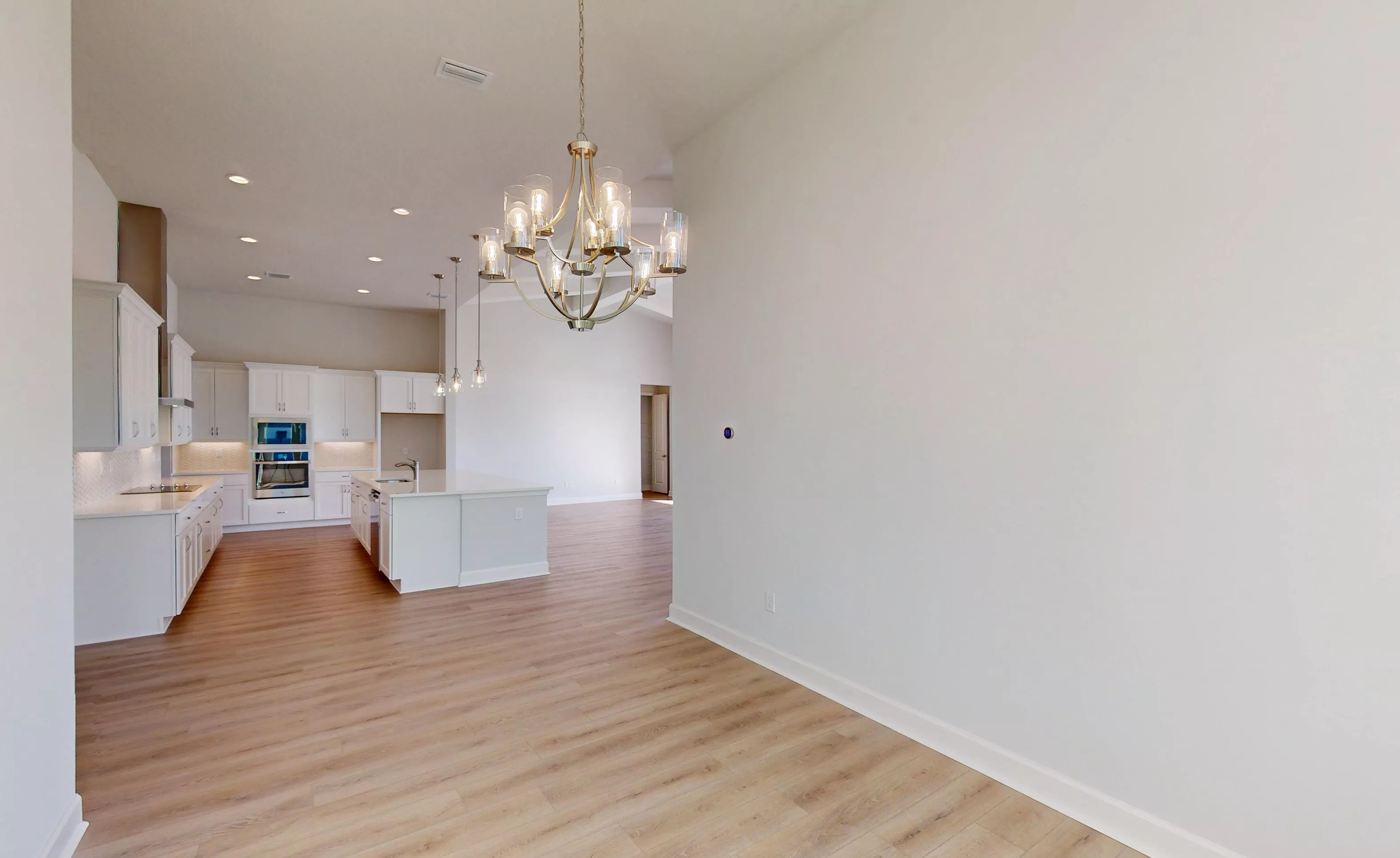 Costa Mesa - Dining Room
