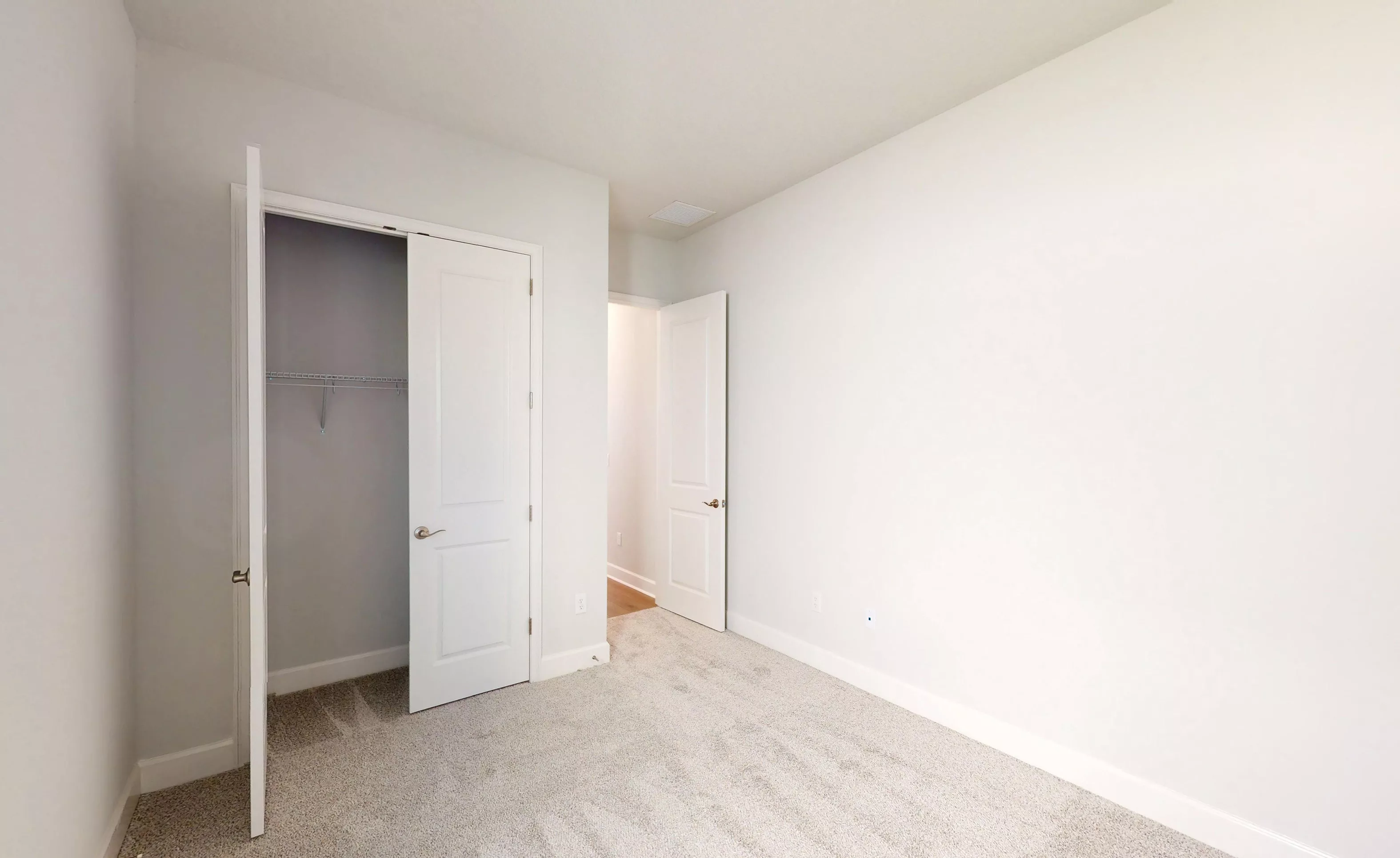 Costa Mesa - Guest Bedroom