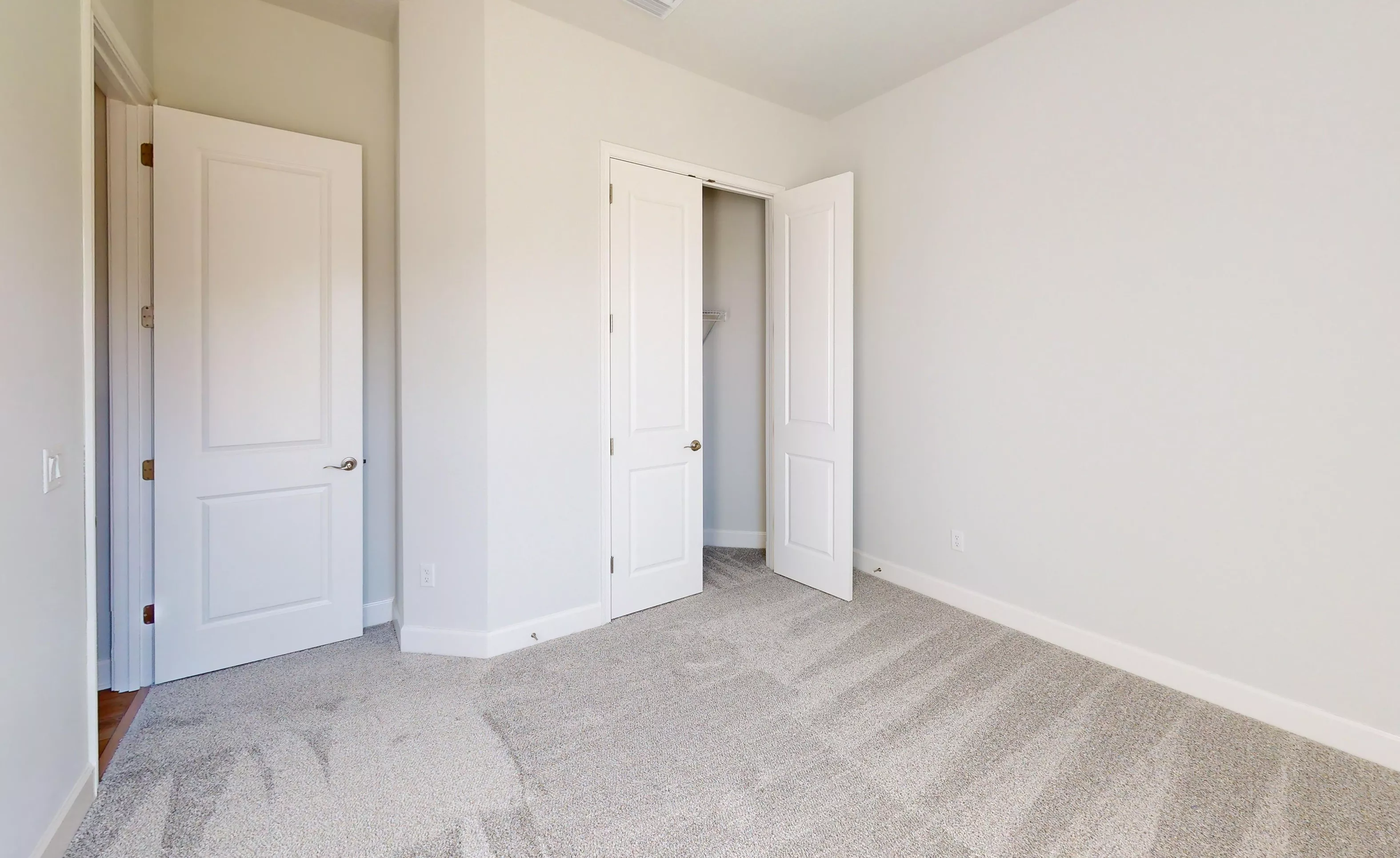 Costa Mesa - Guest Bedroom