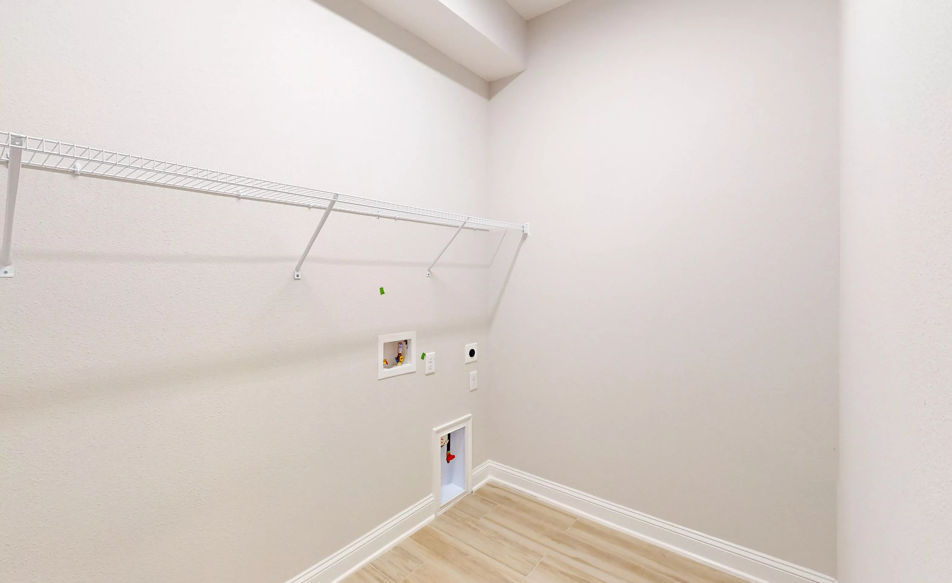 Palos Verdes - Laundry Room