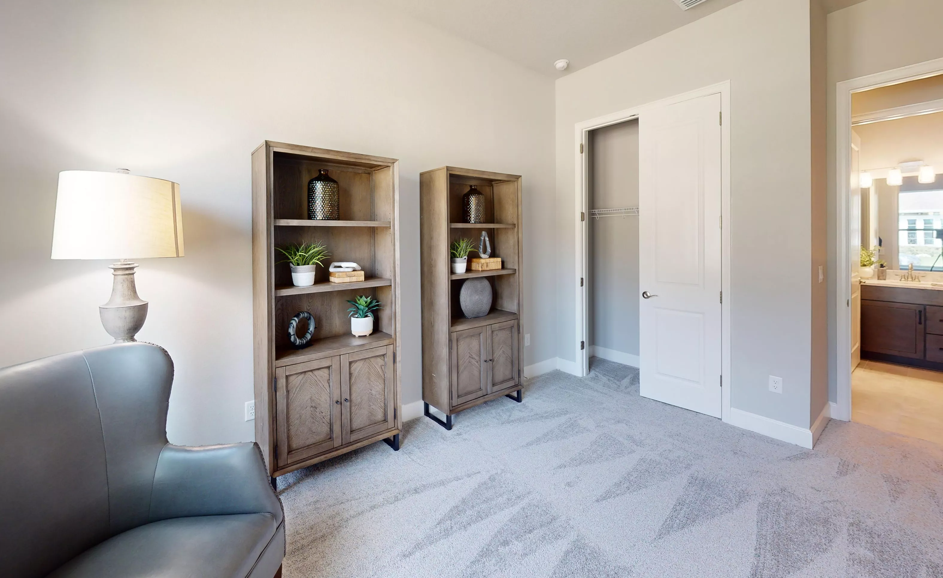 Davenport - Office