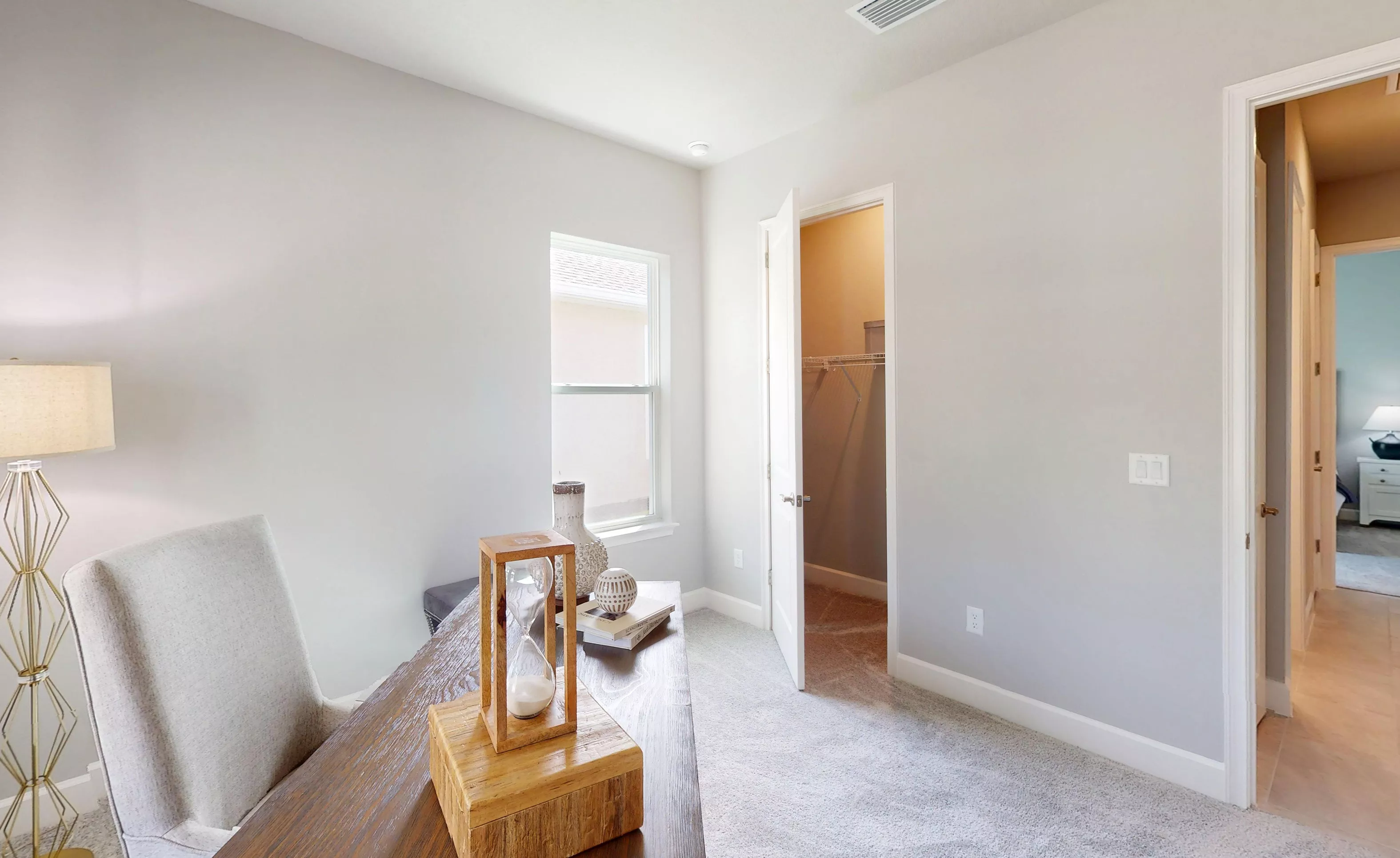Davenport - Guest Bedroom