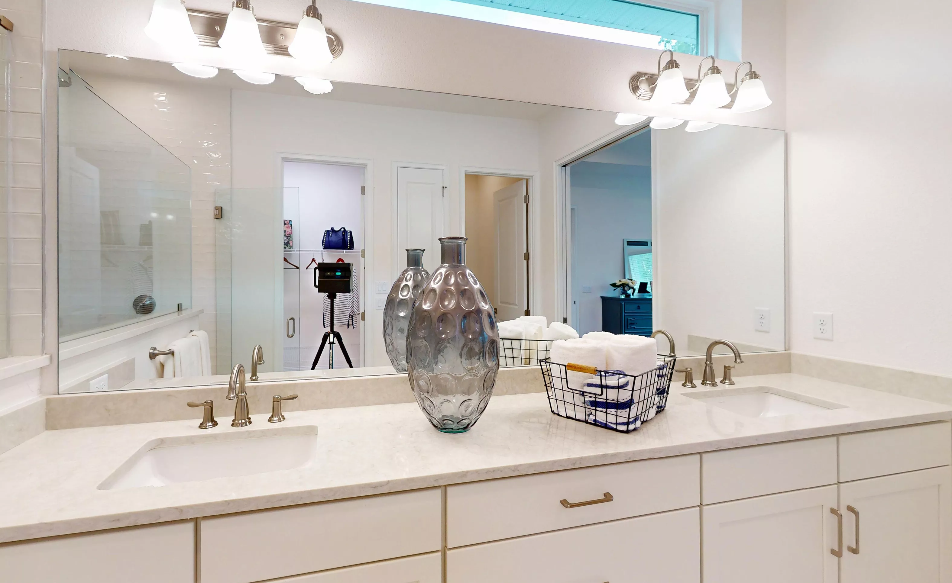 Arden - Master Bathroom