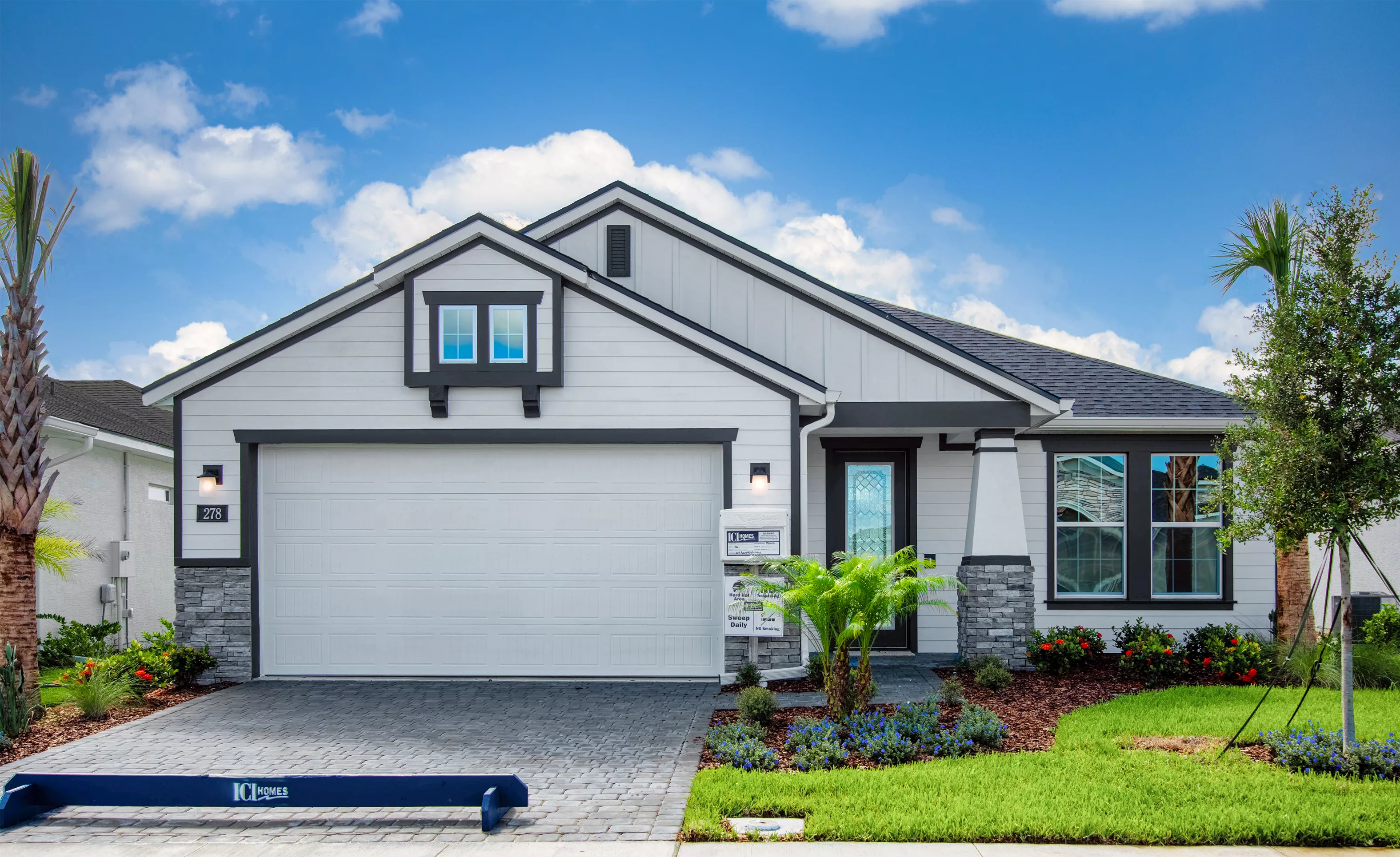 278 Azure Mist Way in Mosaic