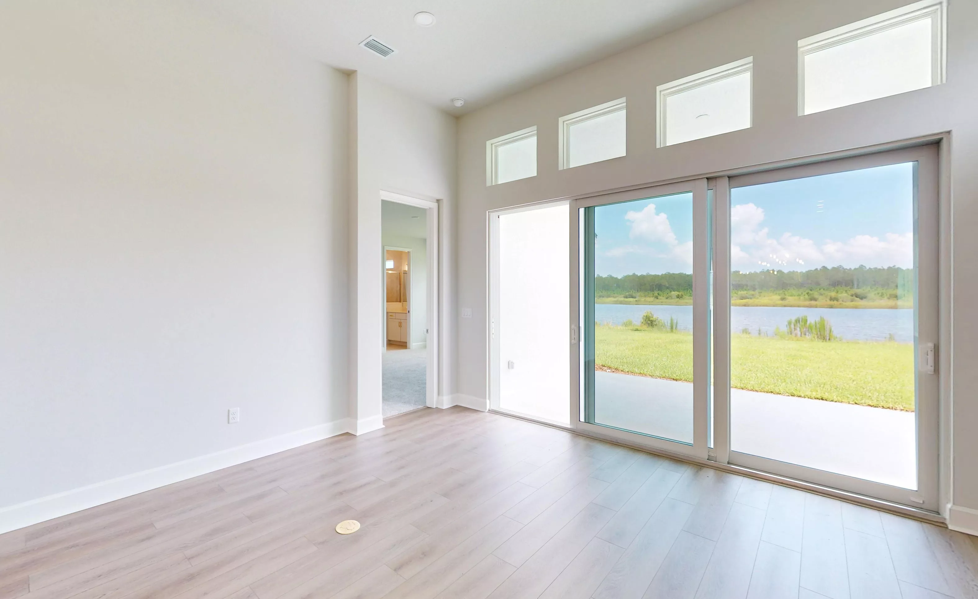 Oakland - Living Room