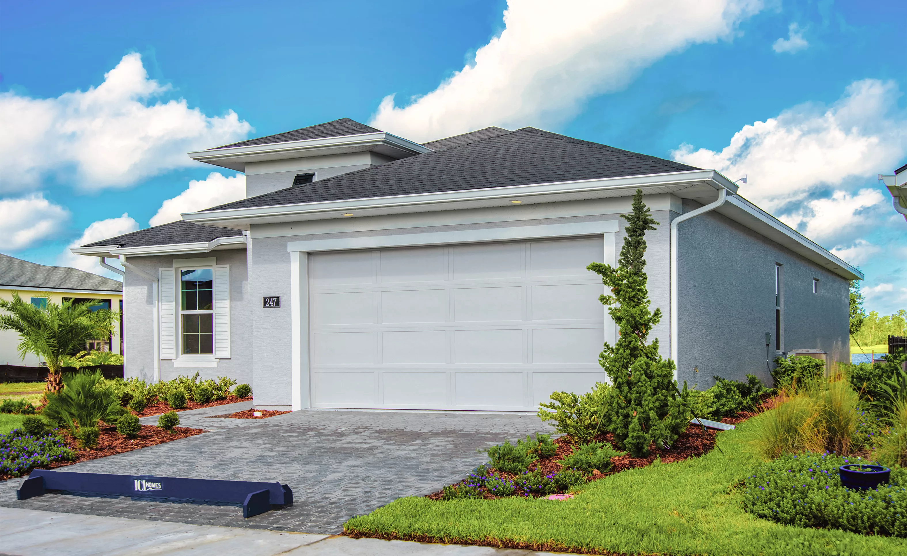 Avery II - Front Exterior