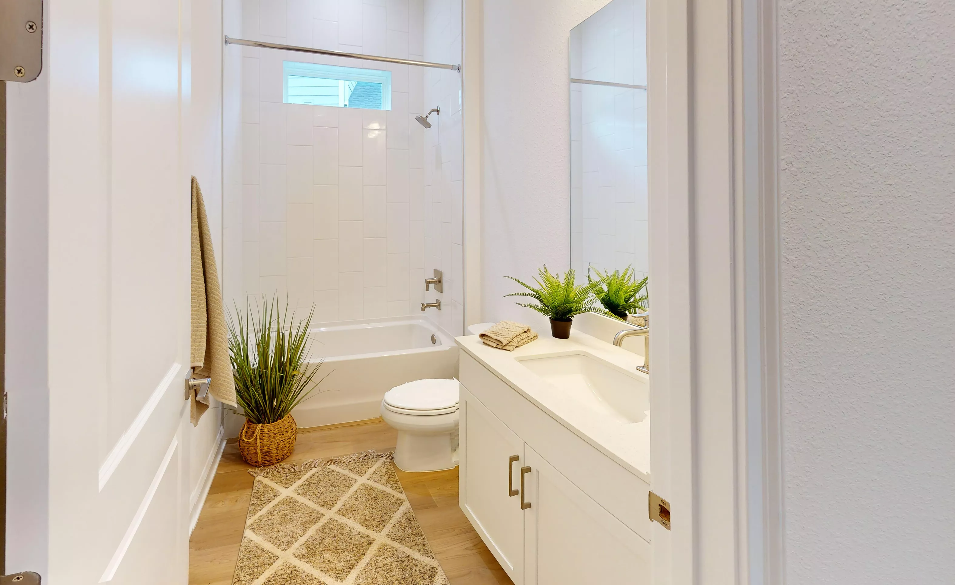 Aiden - Guest Bathroom