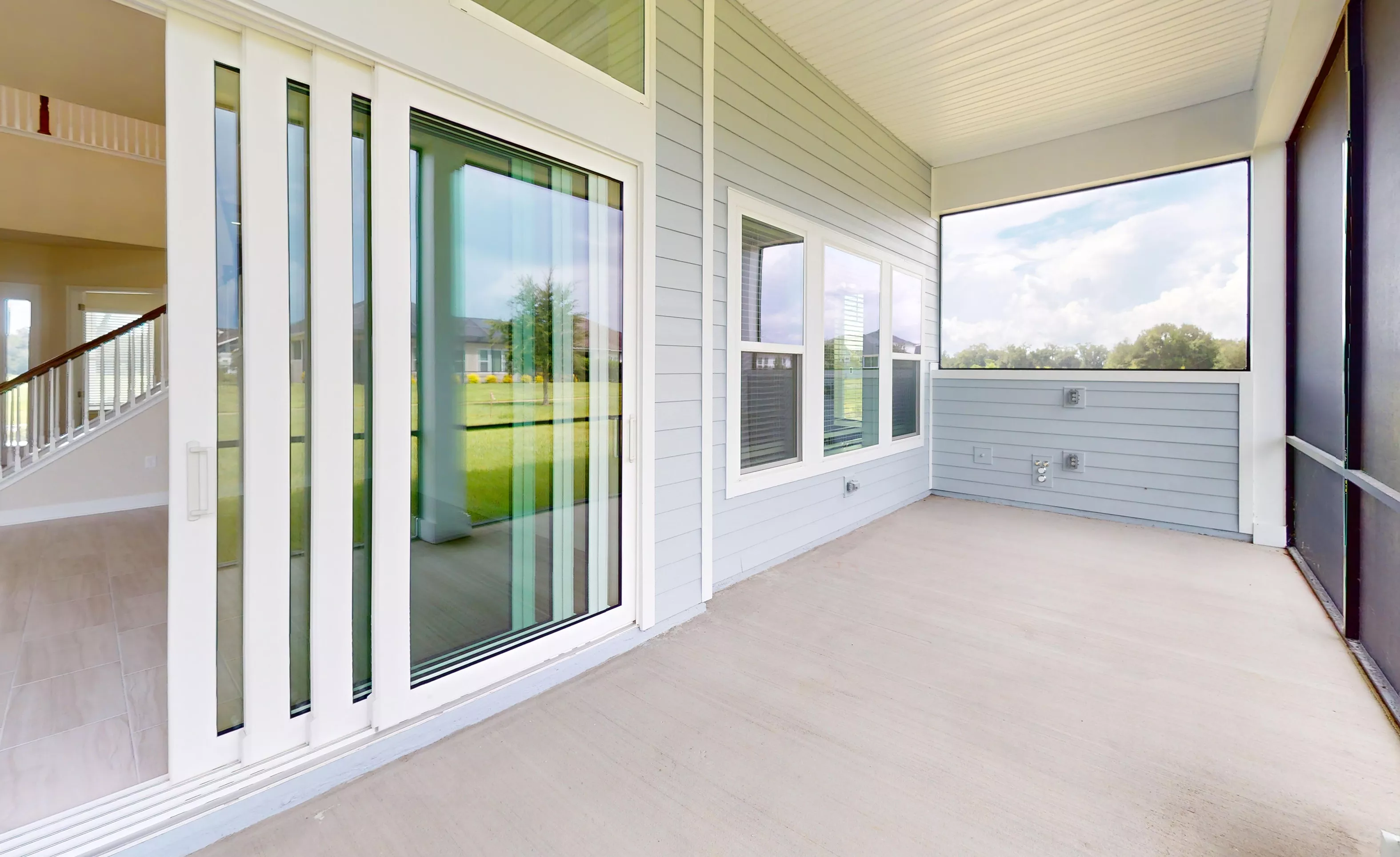 Palos Verdes - Covered Lanai