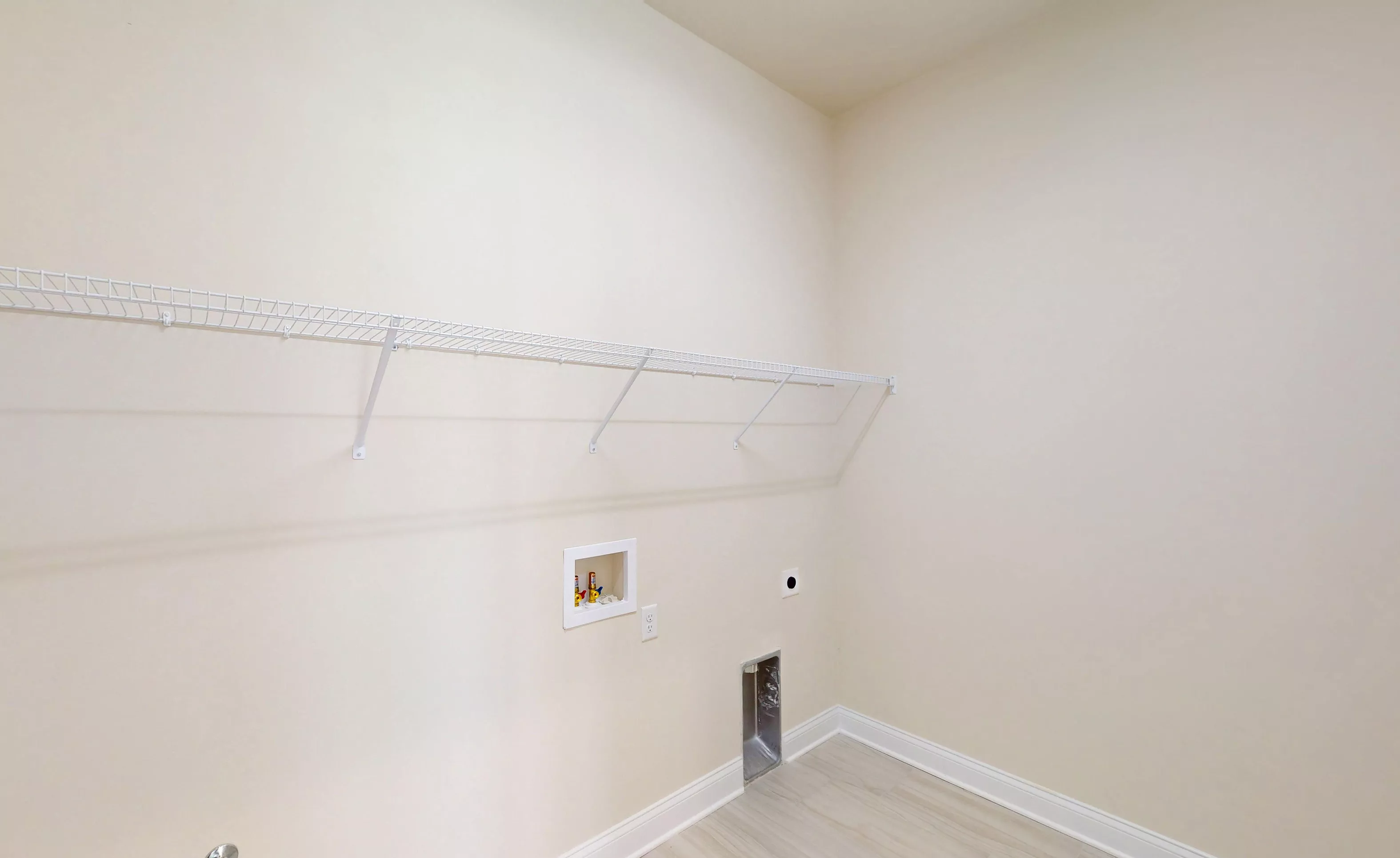 Palos Verdes - Laundry Room