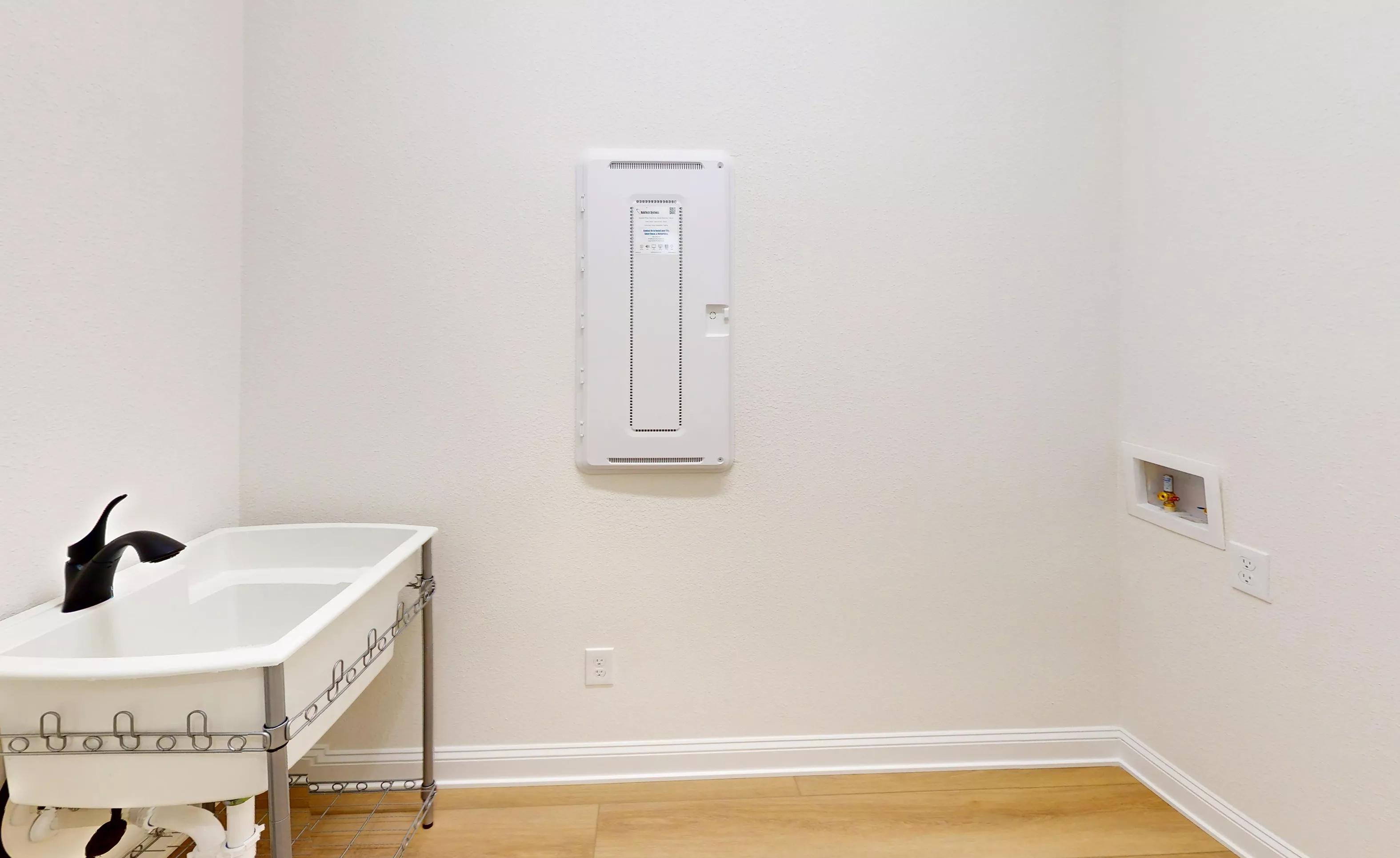 Mesa Verde - Laundry Room