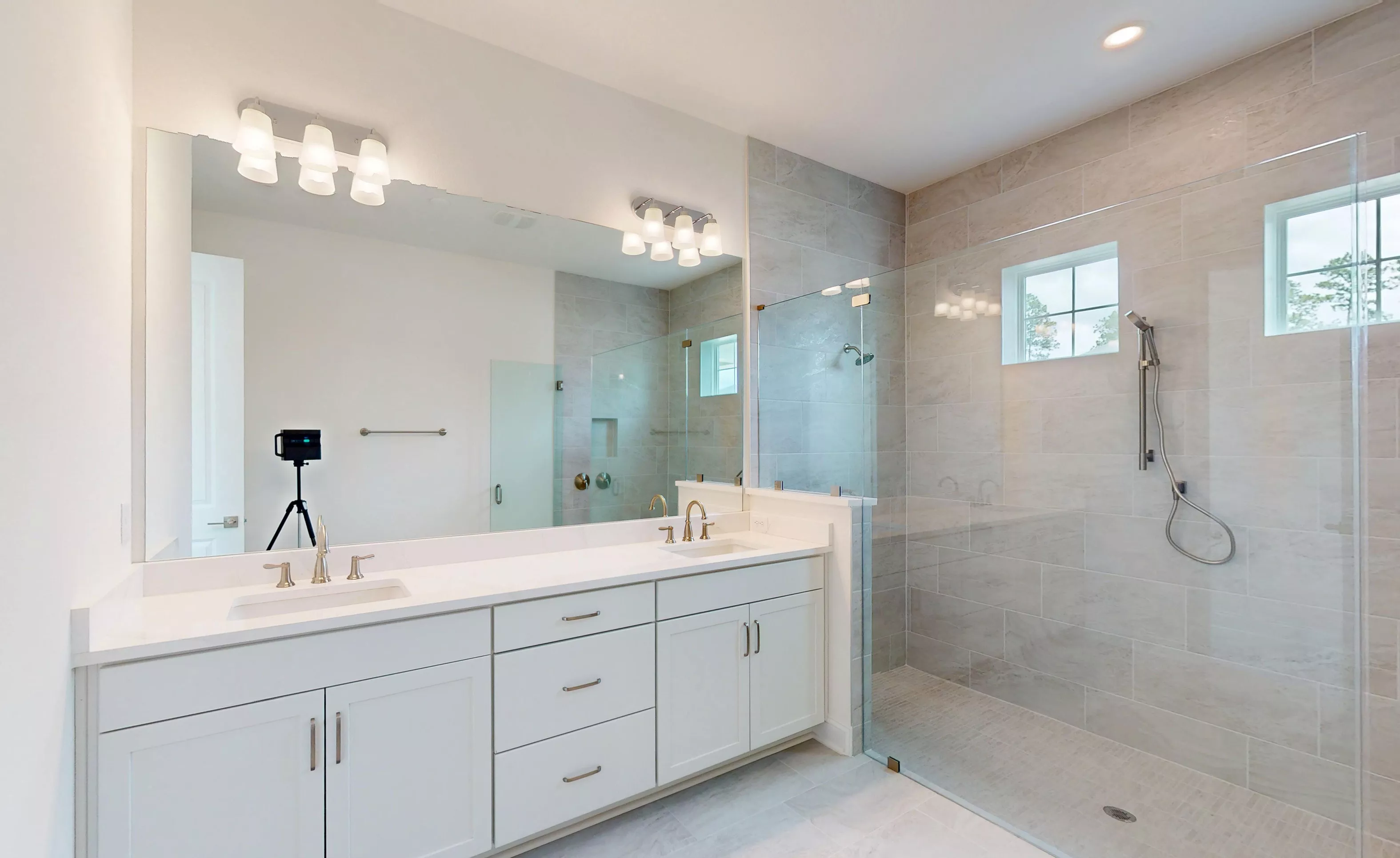 Palos Verdes - Master Bathroom