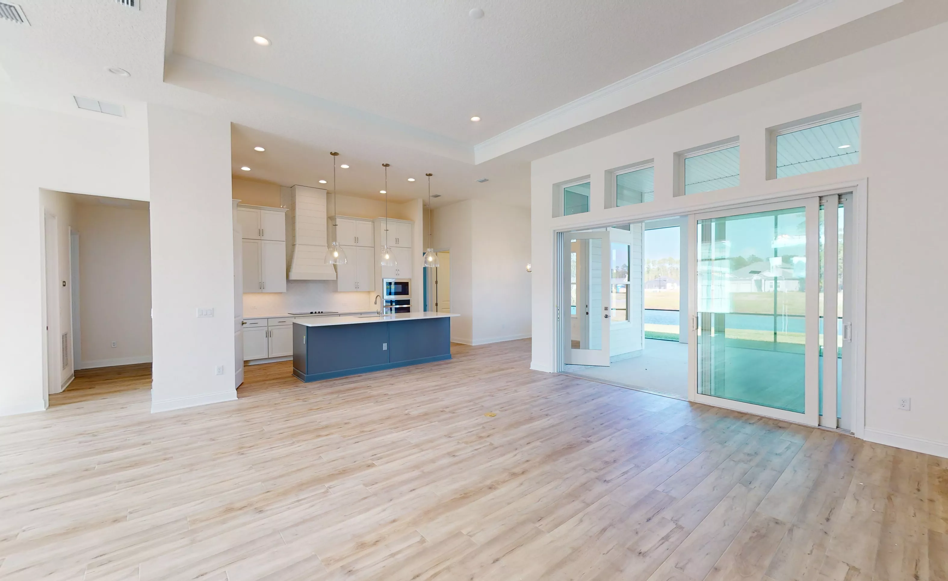 Egret VI - Living Room