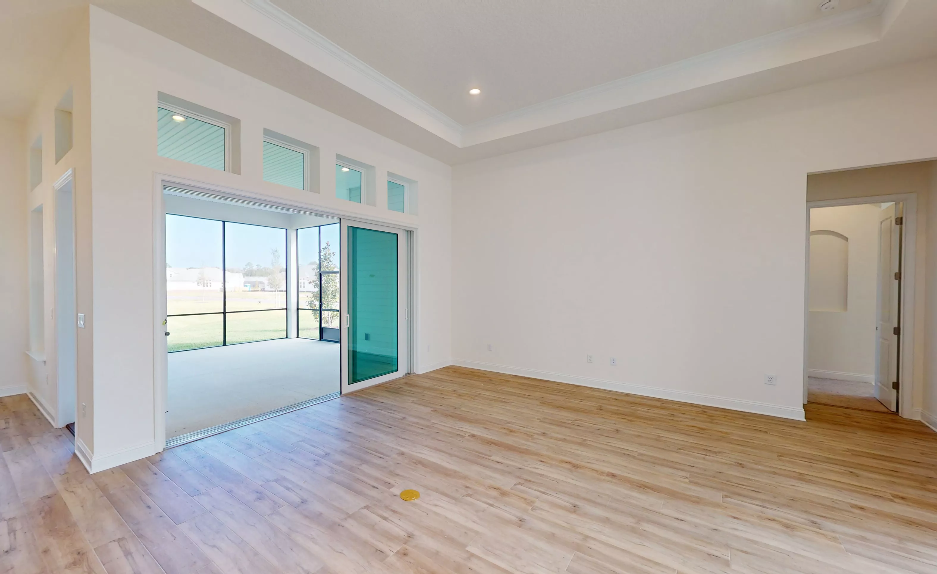 Egret VI - Living Room