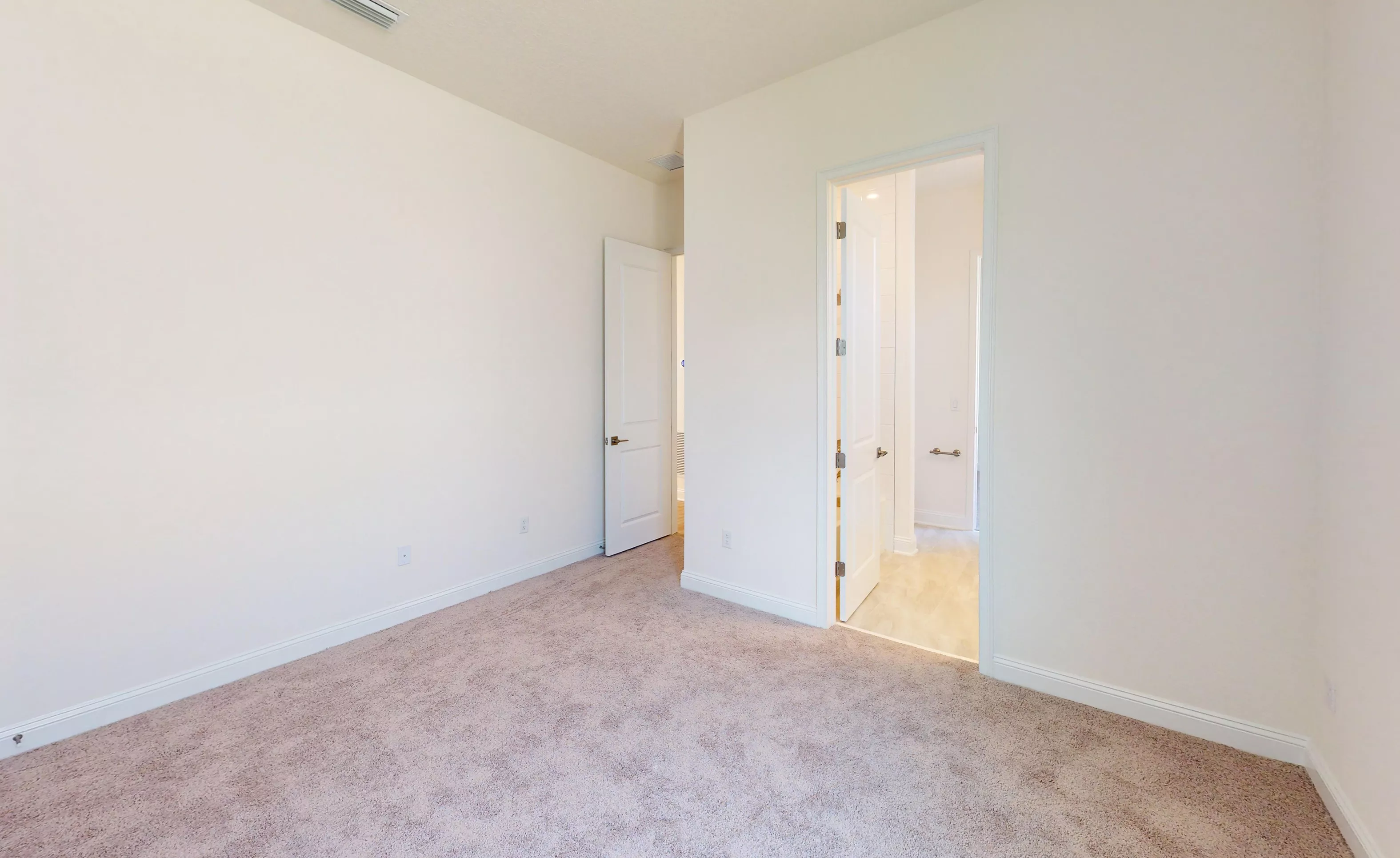 Egret VI - Guest Bedroom