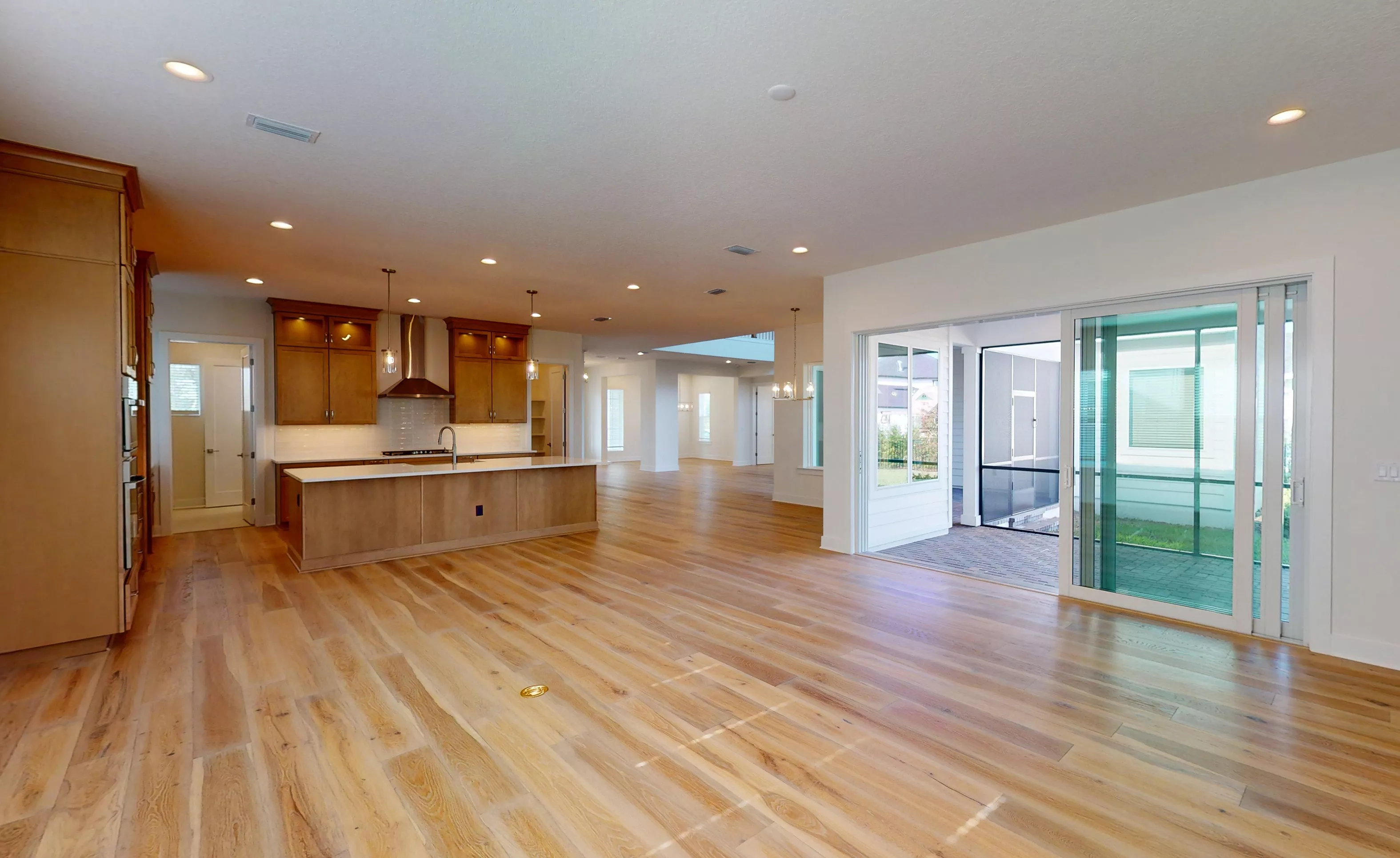 Carling - Living Room