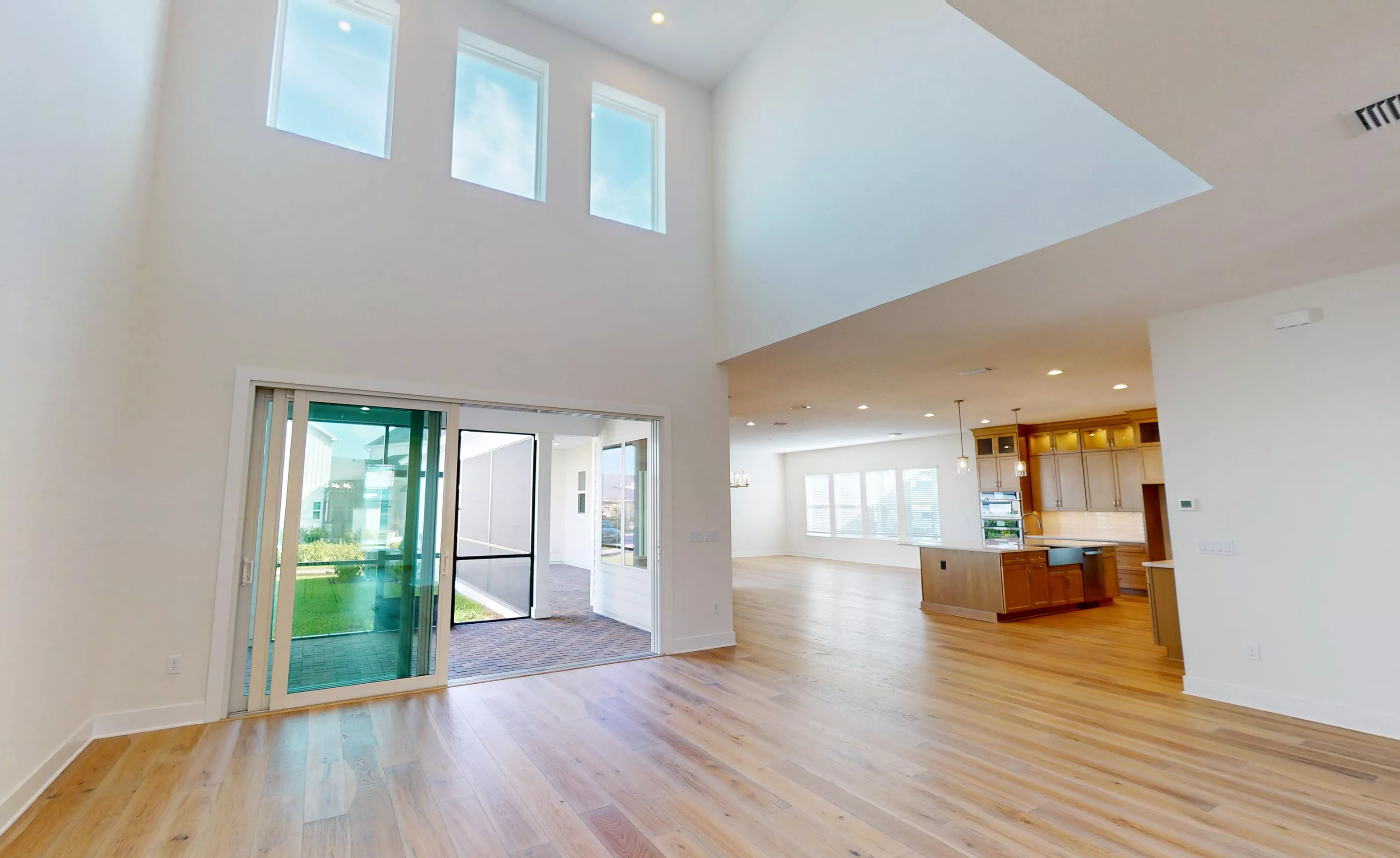 Carling - Living Room