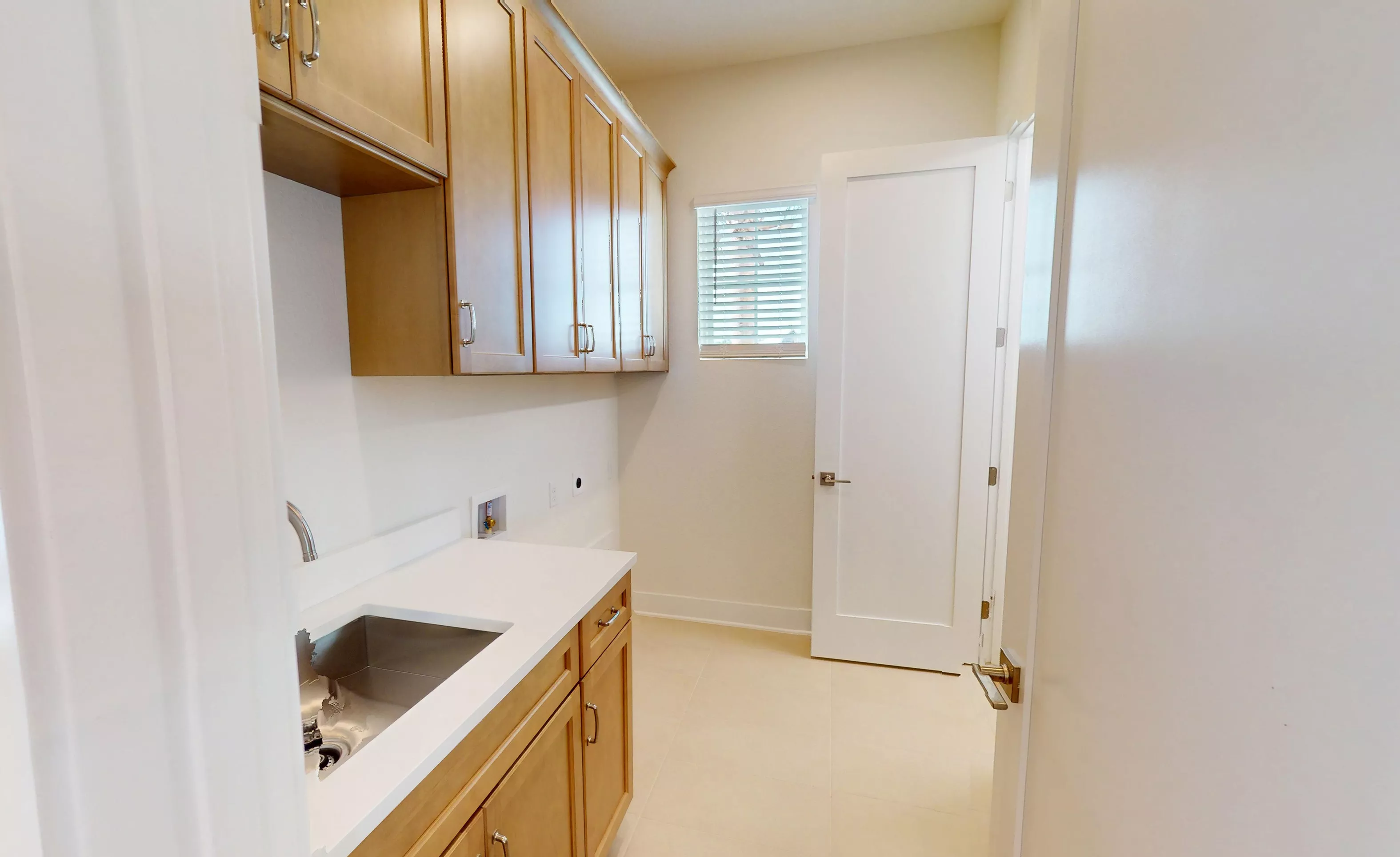 Carling - Laundry Room