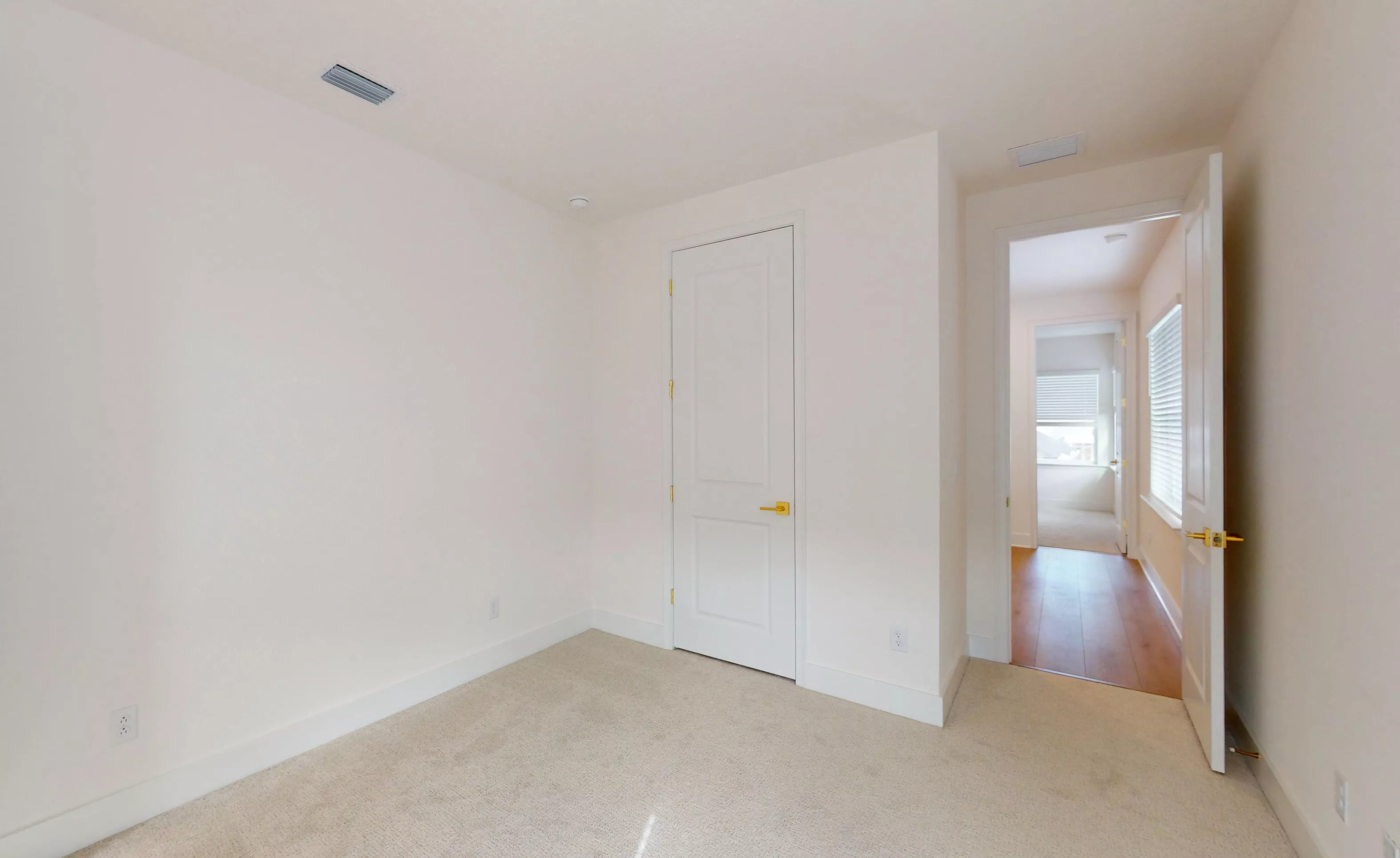 Pablo - Guest Bedroom