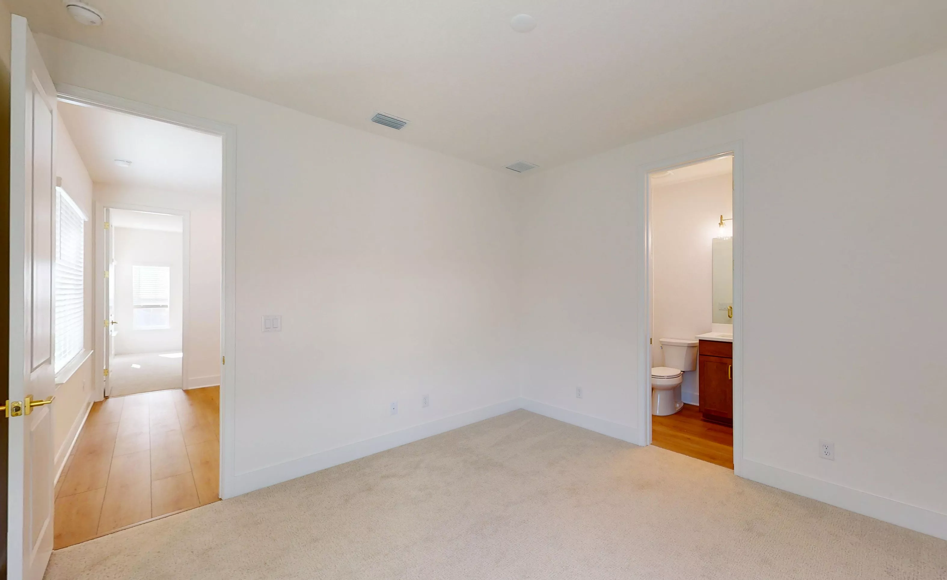 Pablo - Guest Bedroom