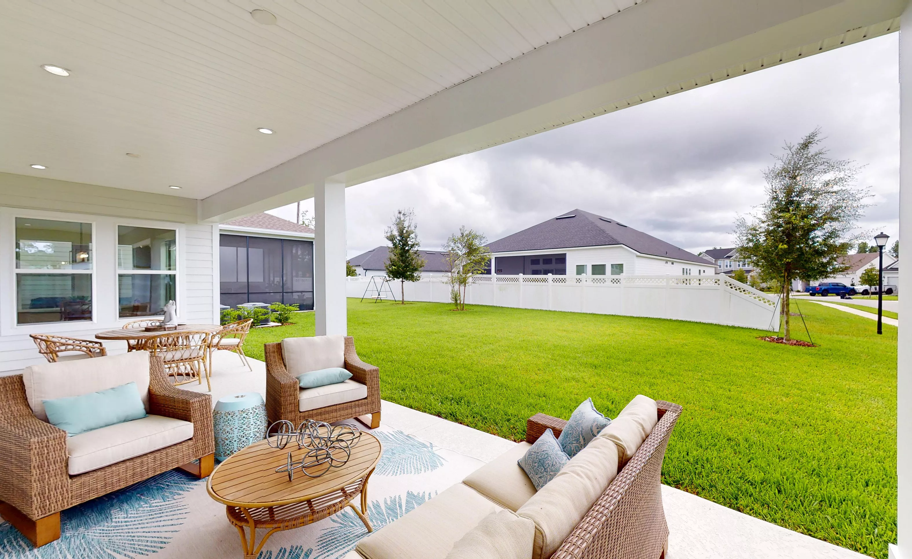 Palos Verdes - Covered Lanai