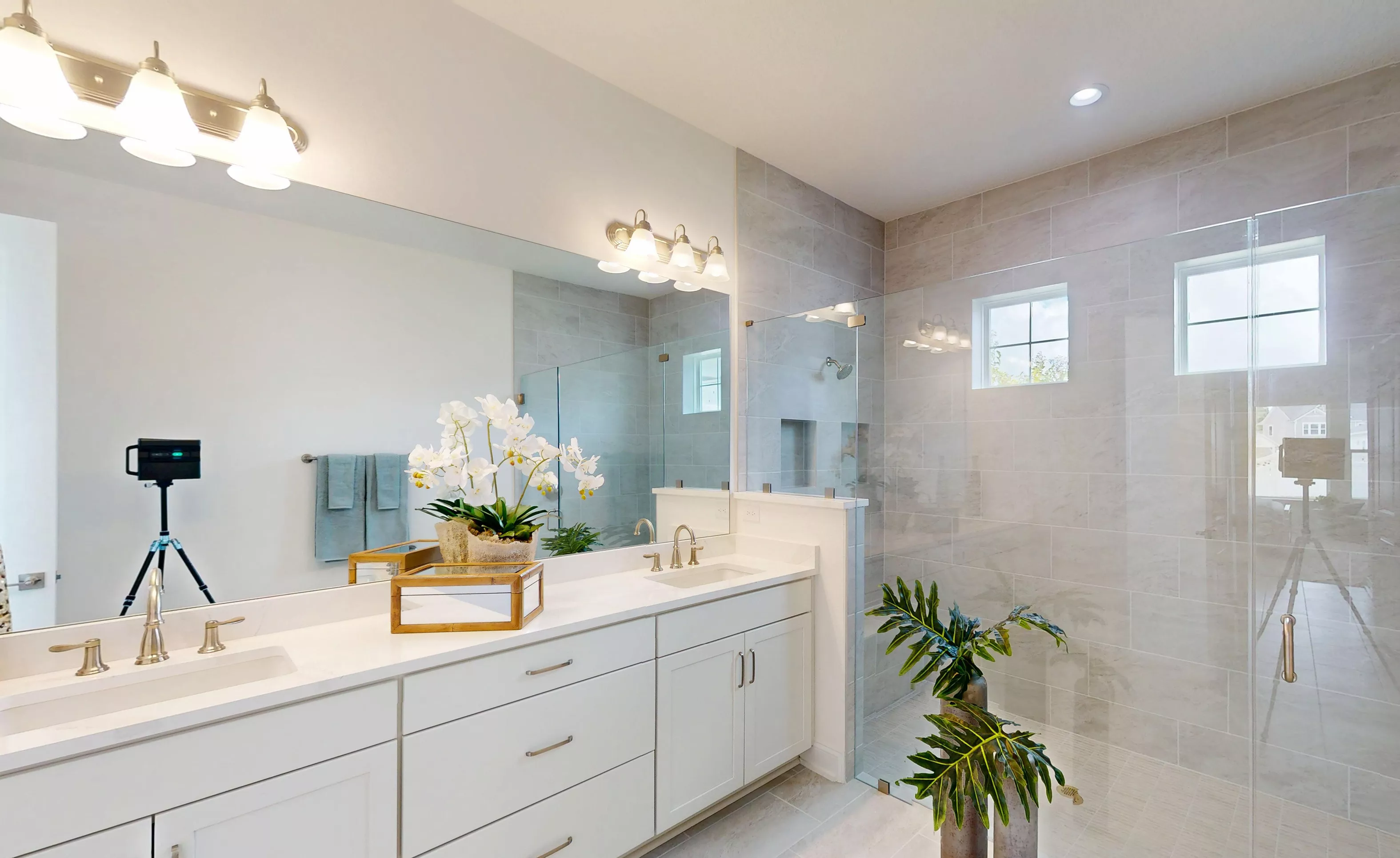 Palos Verdes - Master Bathroom