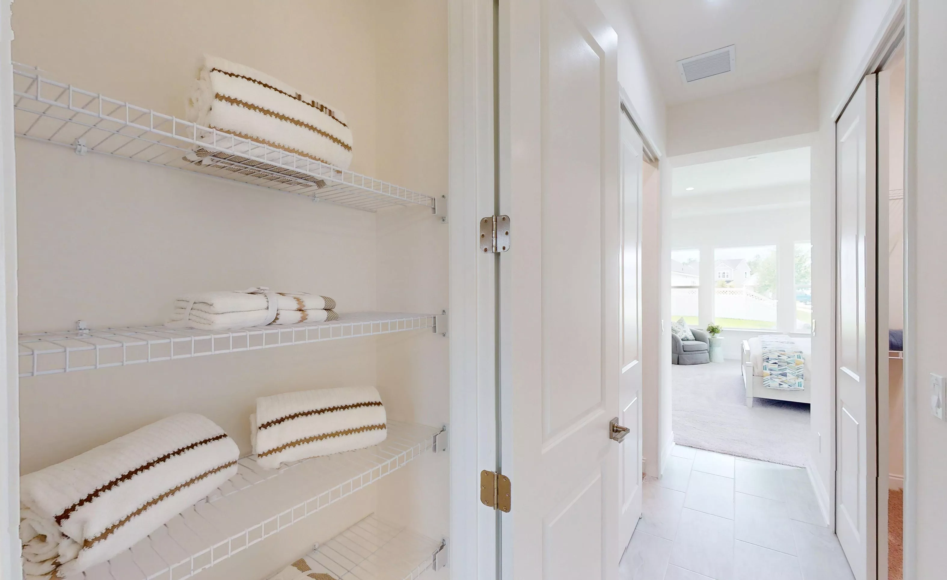 Palos Verdes - Master Closet
