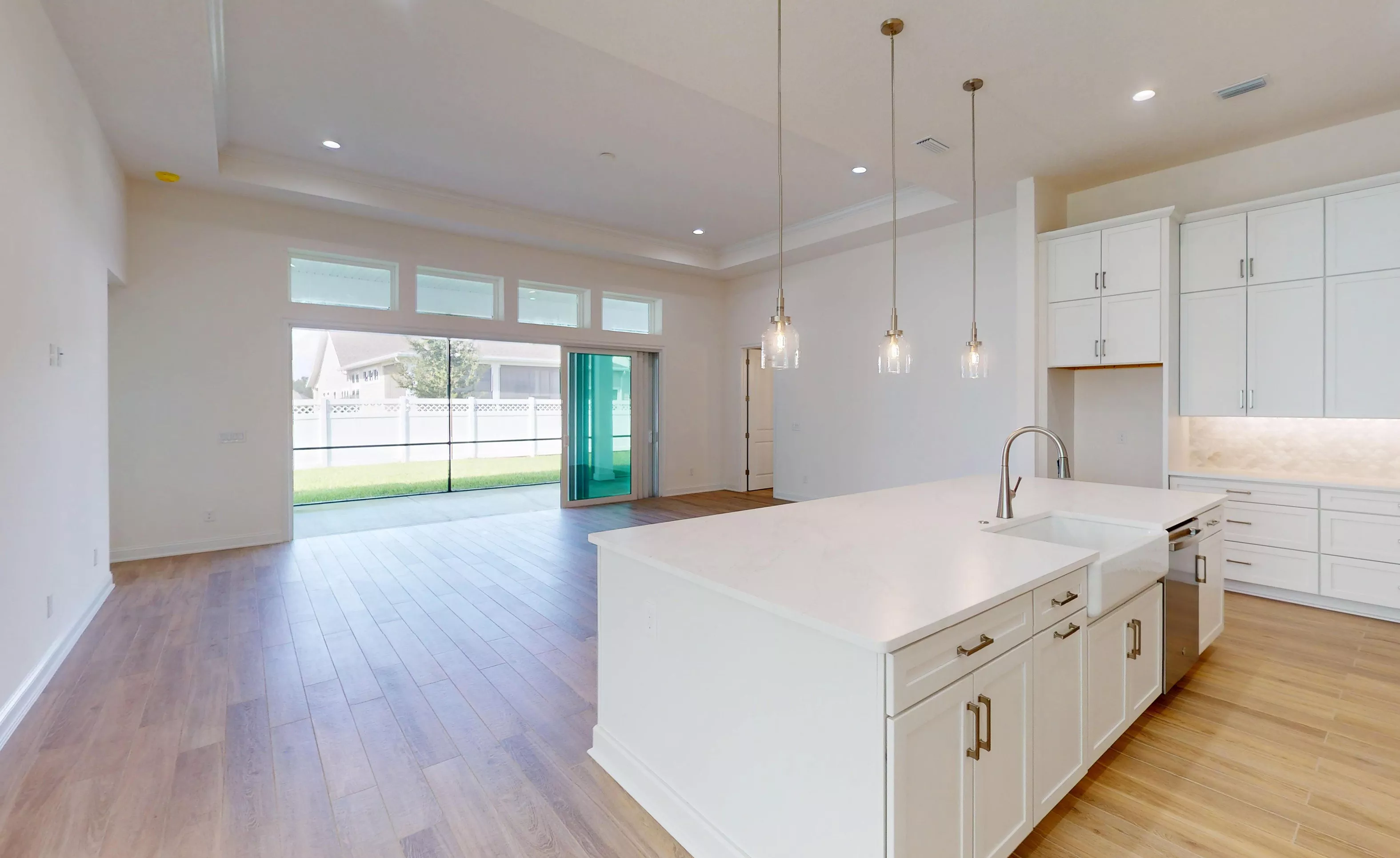 Costa Mesa - Kitchen