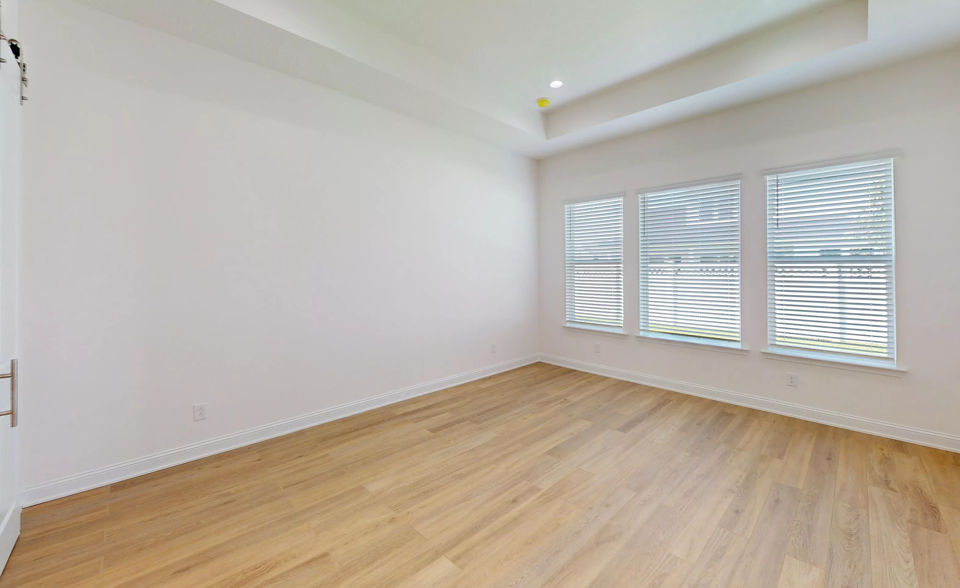 Costa Mesa - Master Bedroom