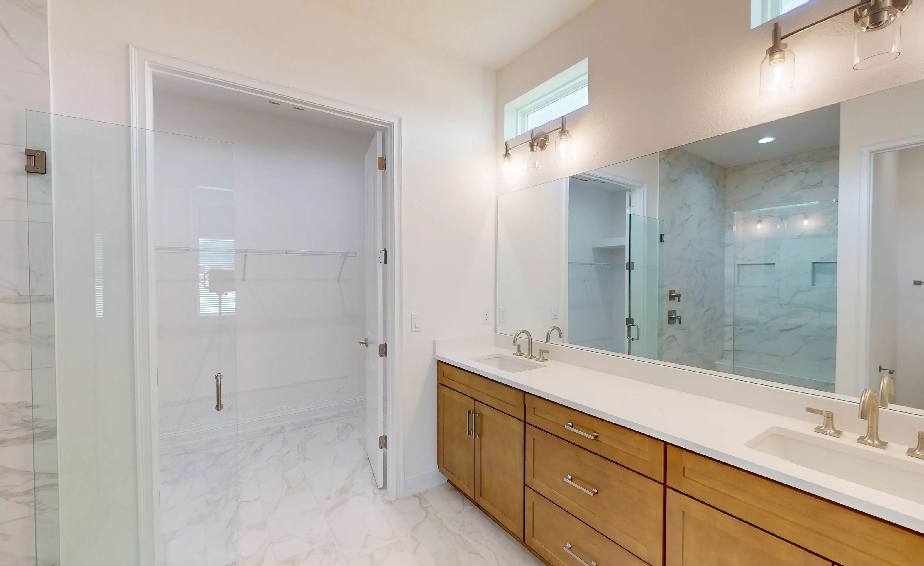 Costa Mesa - Master Bathroom