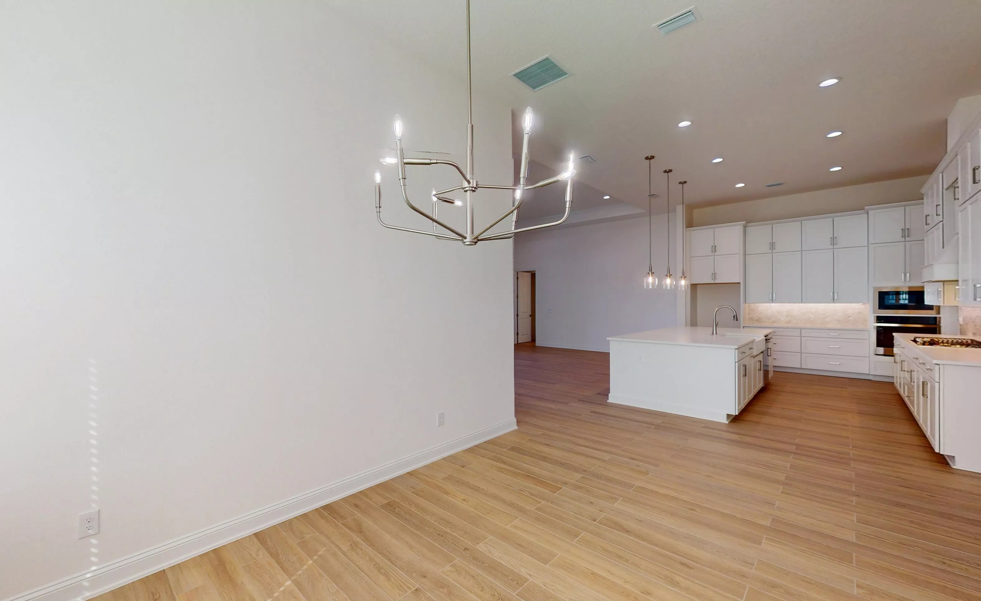 Costa Mesa - Dining Room