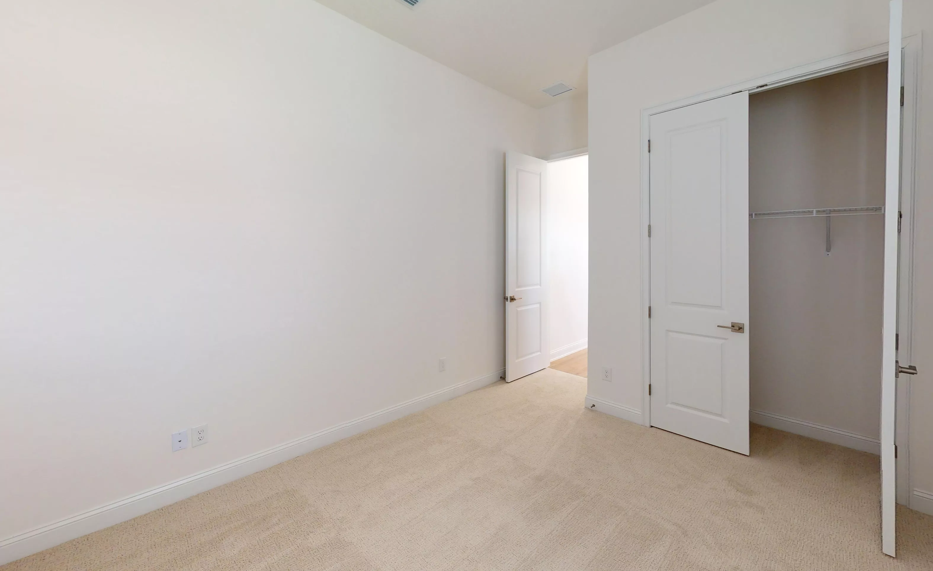 Costa Mesa - Guest Bedroom