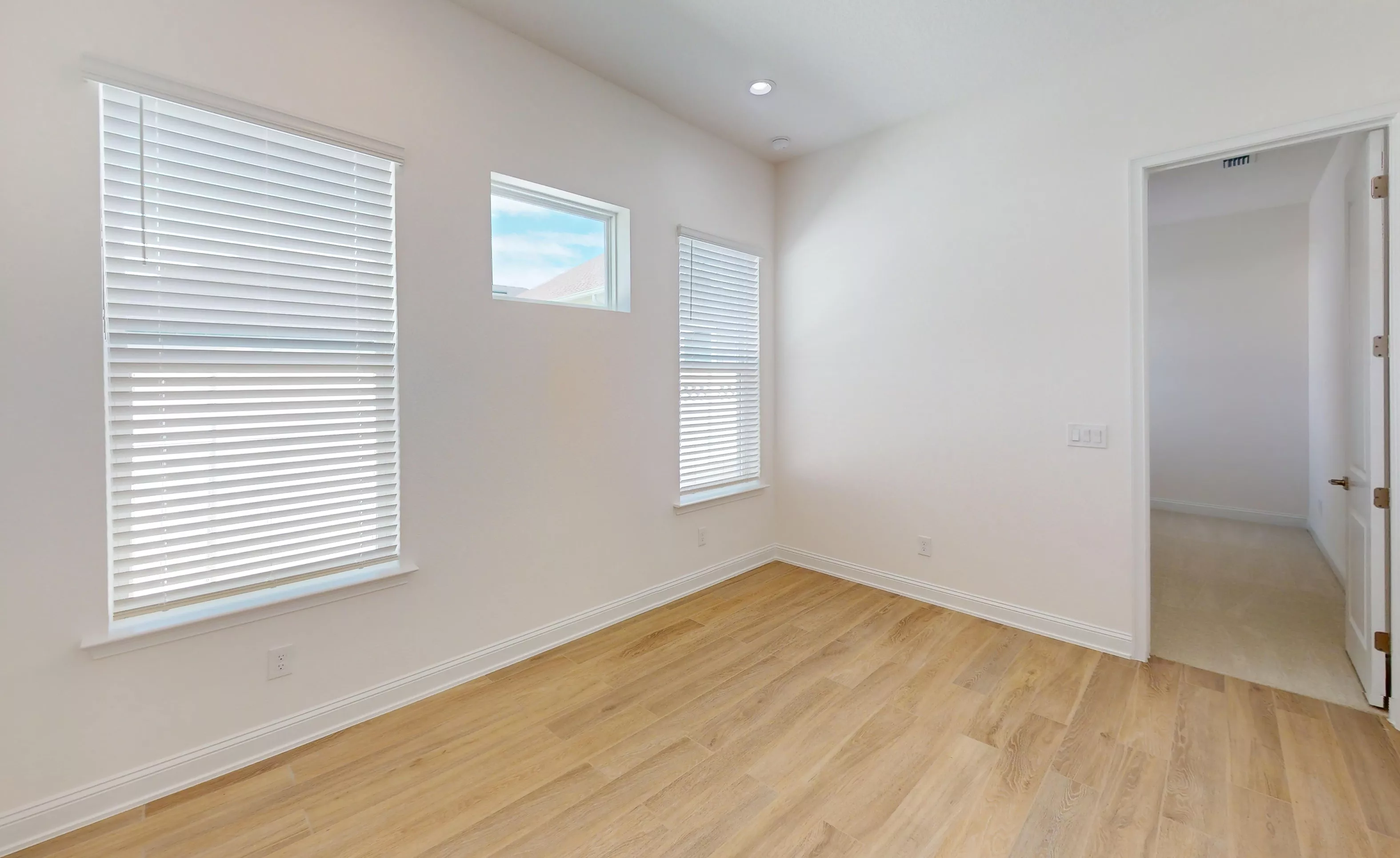 Costa Mesa - Guest Bedroom