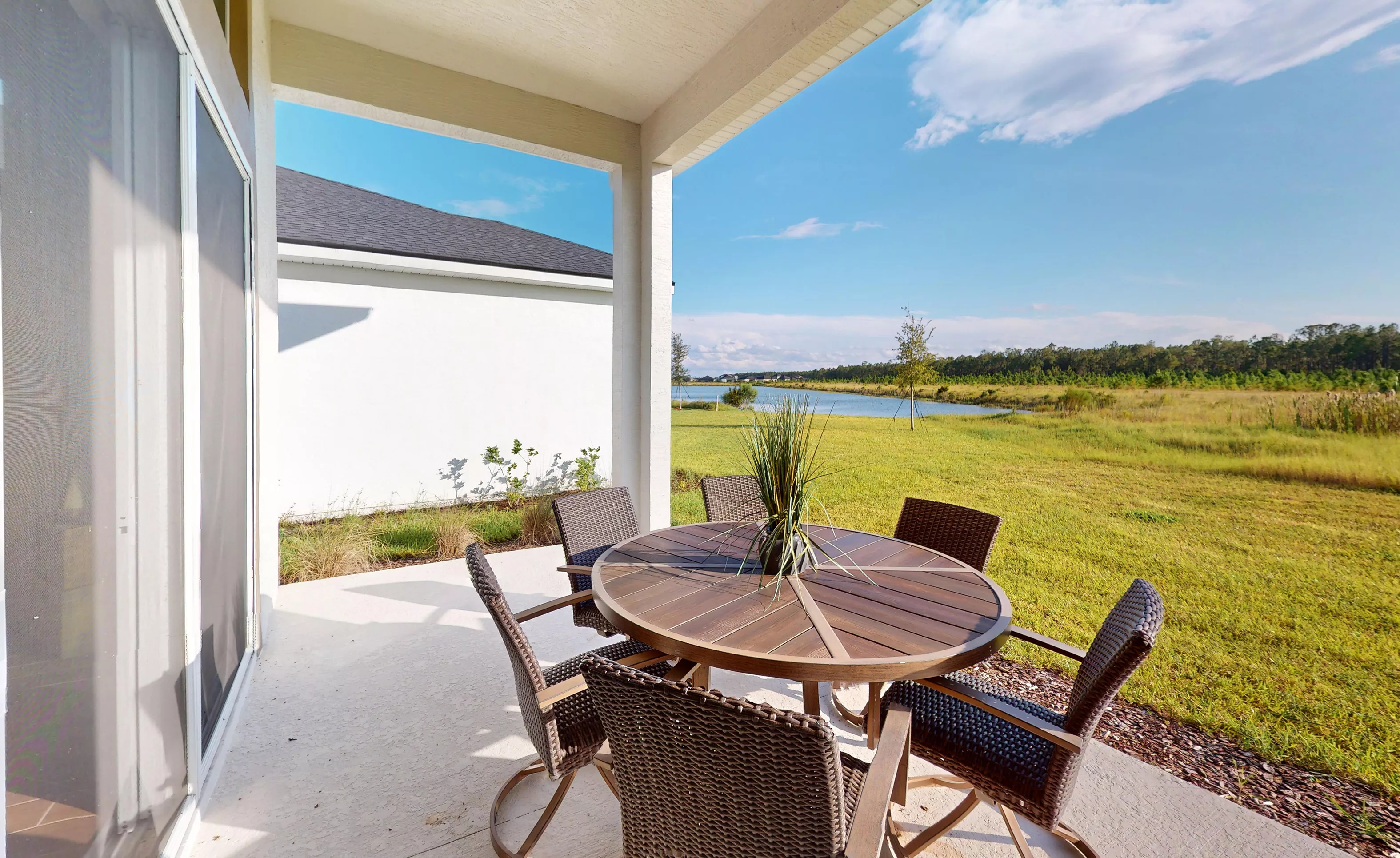 Davenport - Covered Lanai