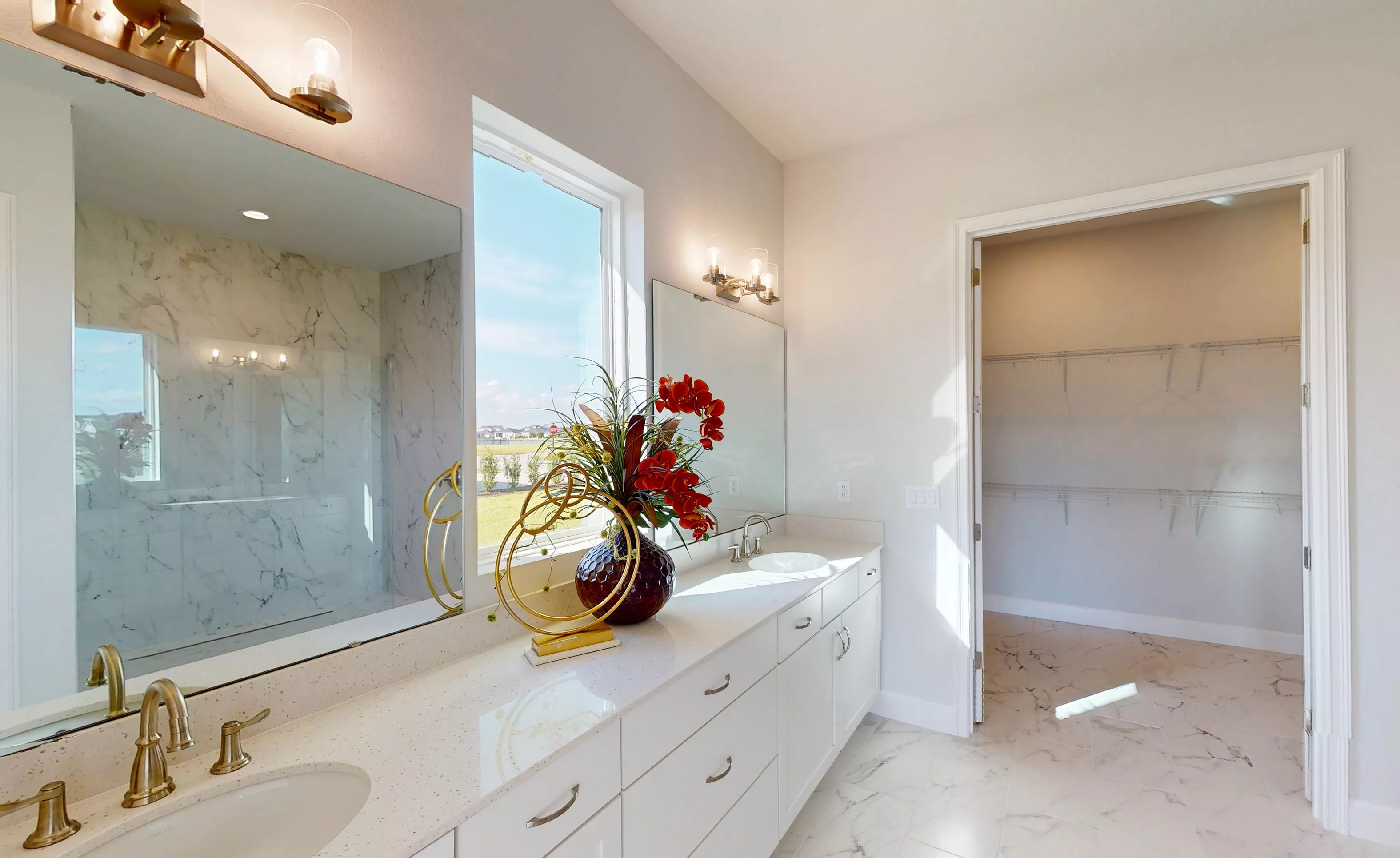 Davenport - Master Bathroom