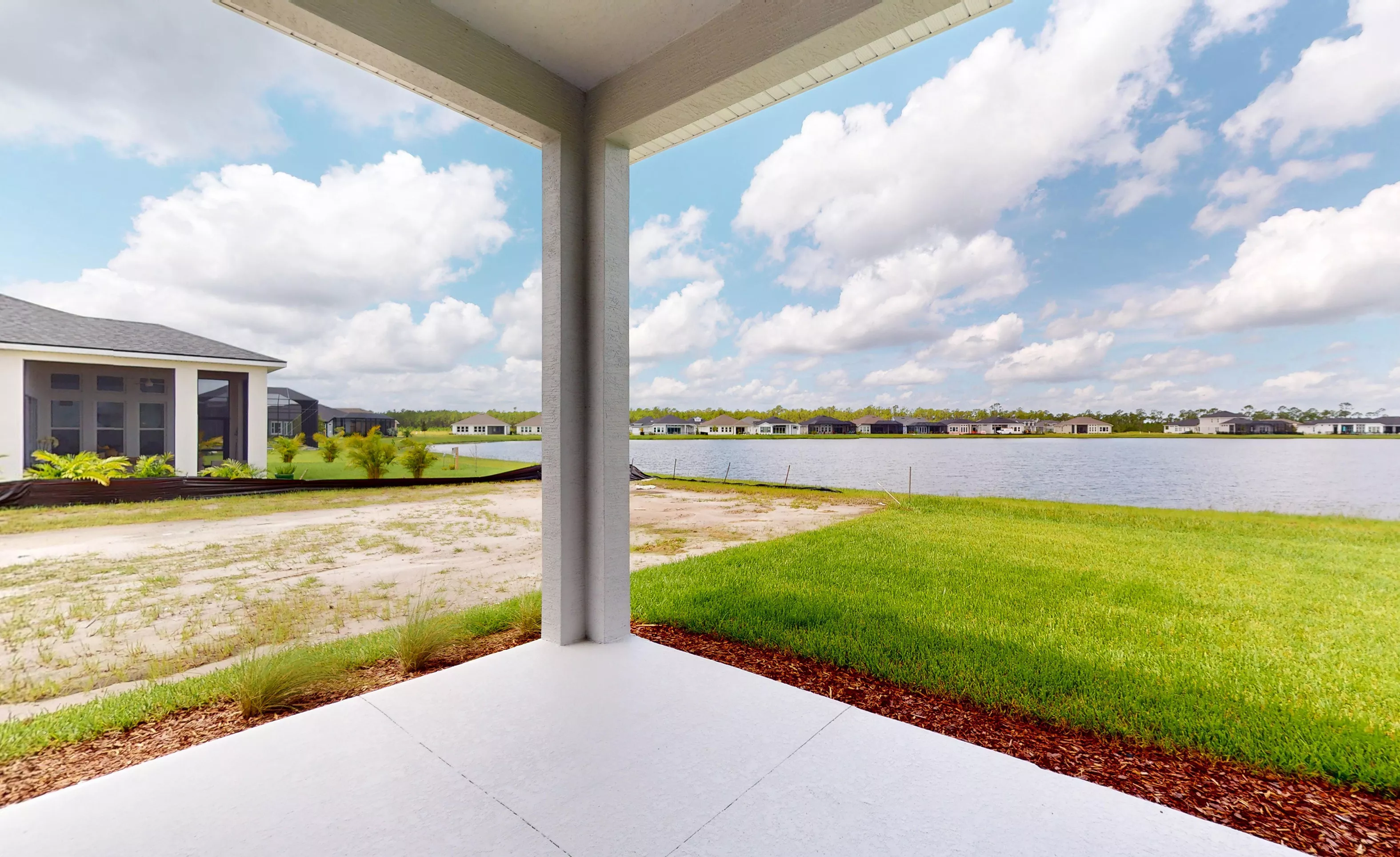 Avery II - Covered Lanai