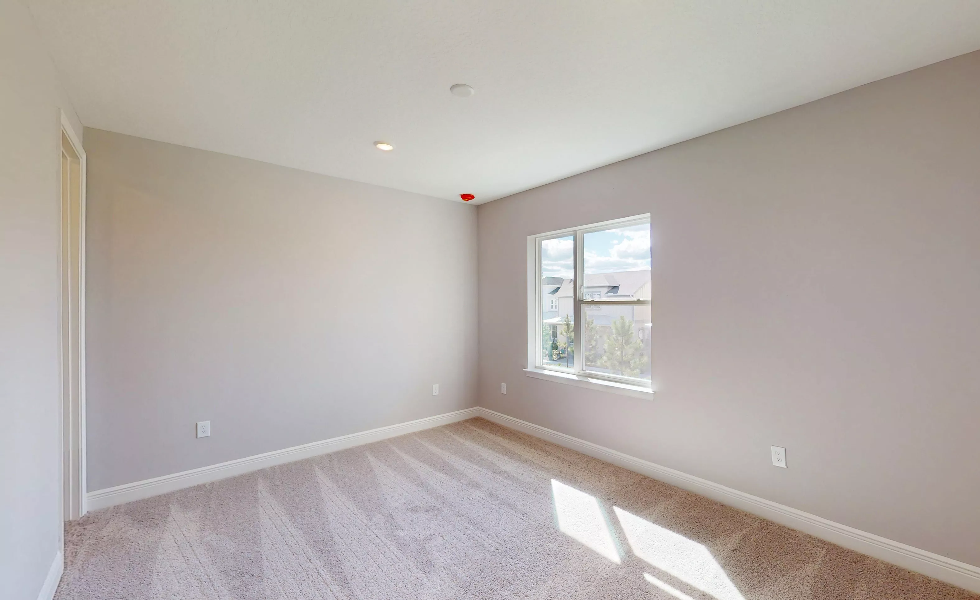 Maui - Guest Bedroom