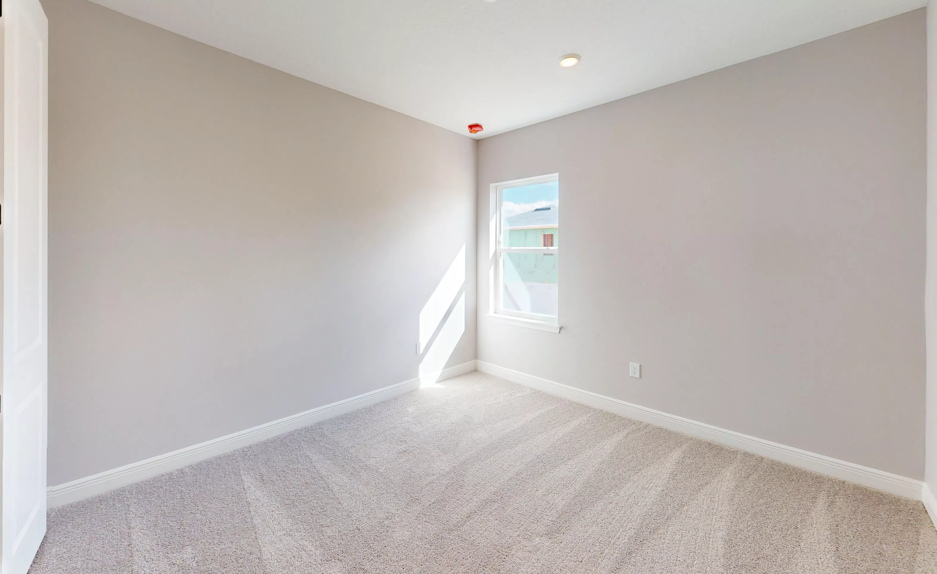 Maui - Guest Bedroom