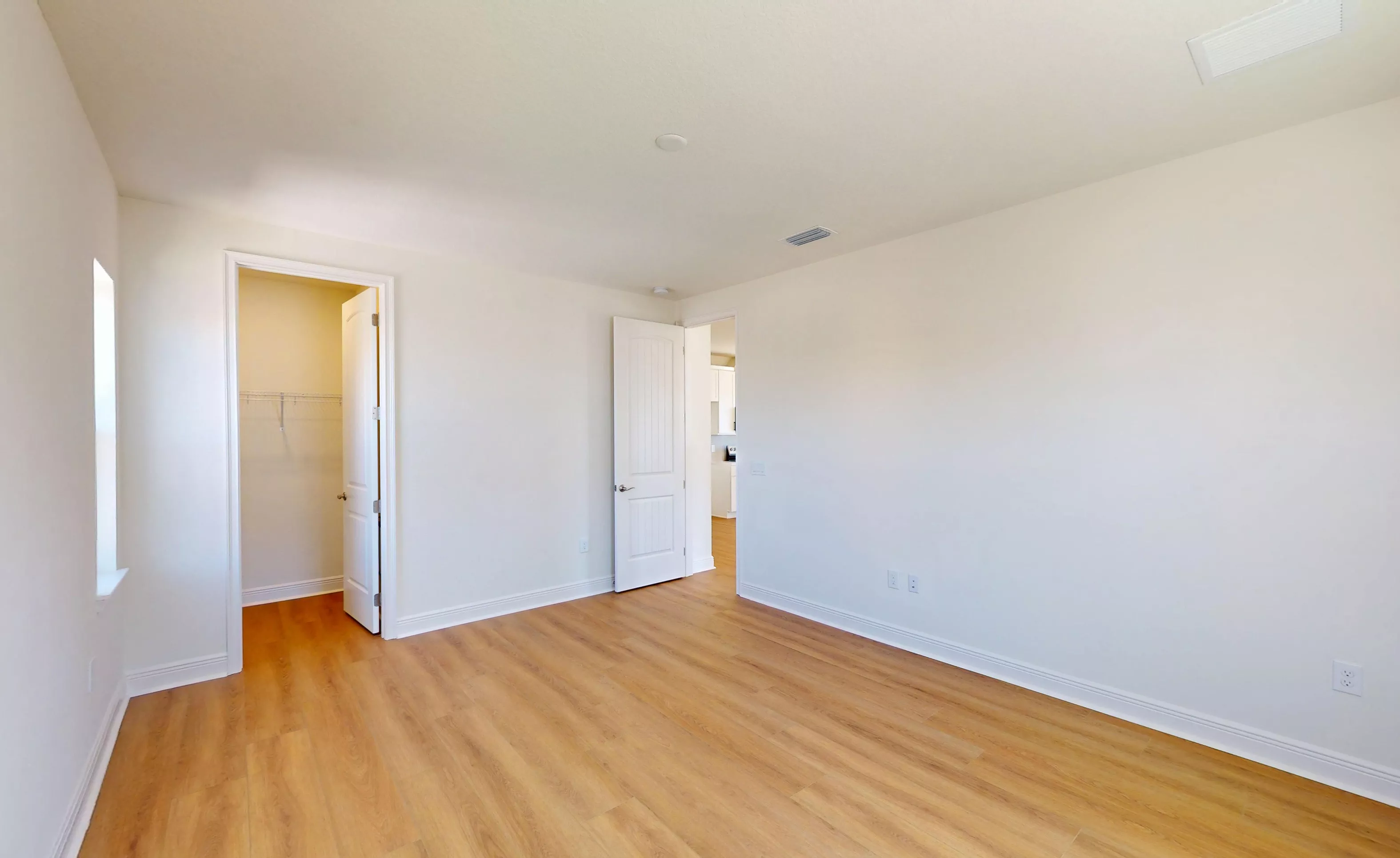 Maui - Above Garage Apartment