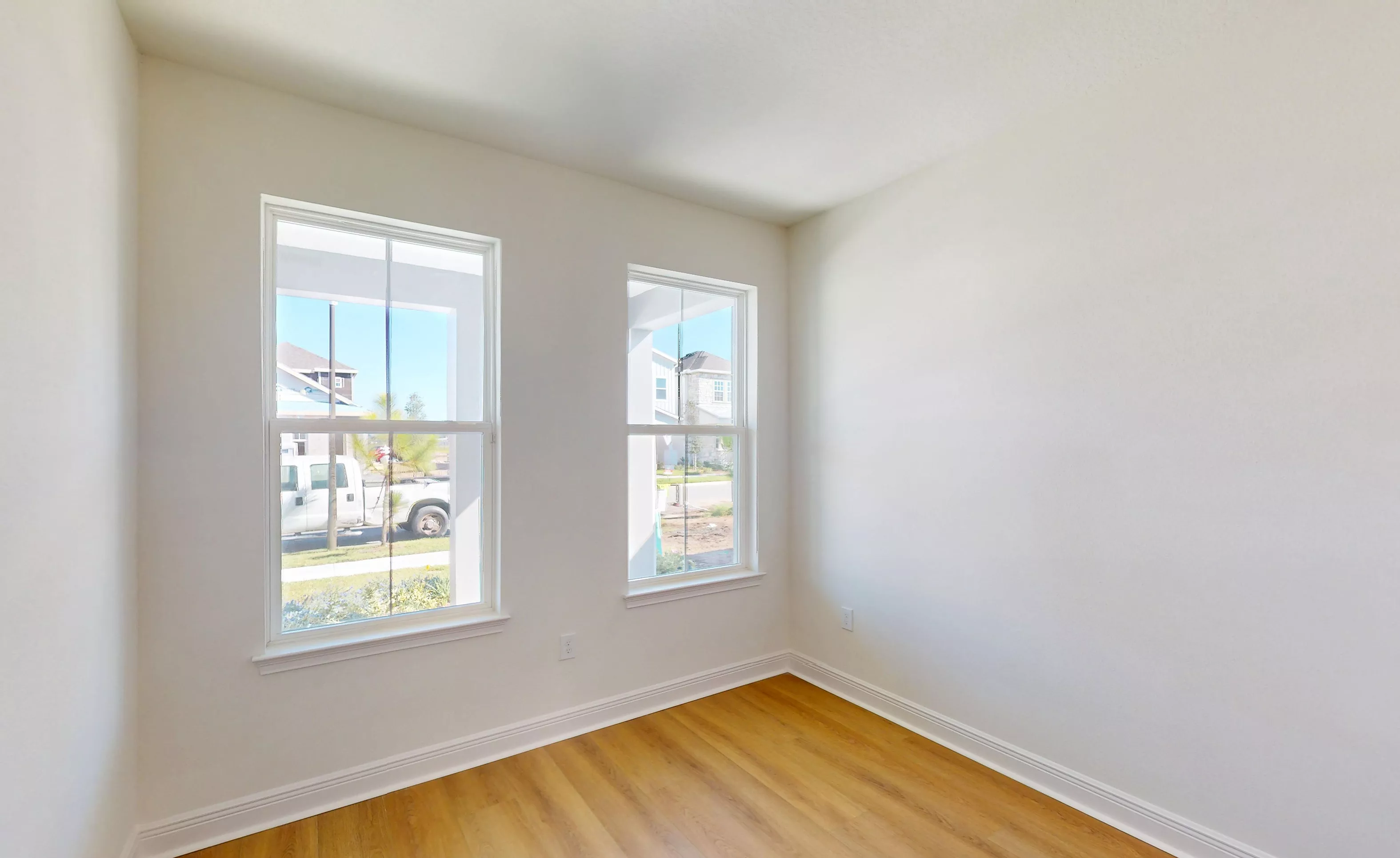 Maui - Guest Bedroom