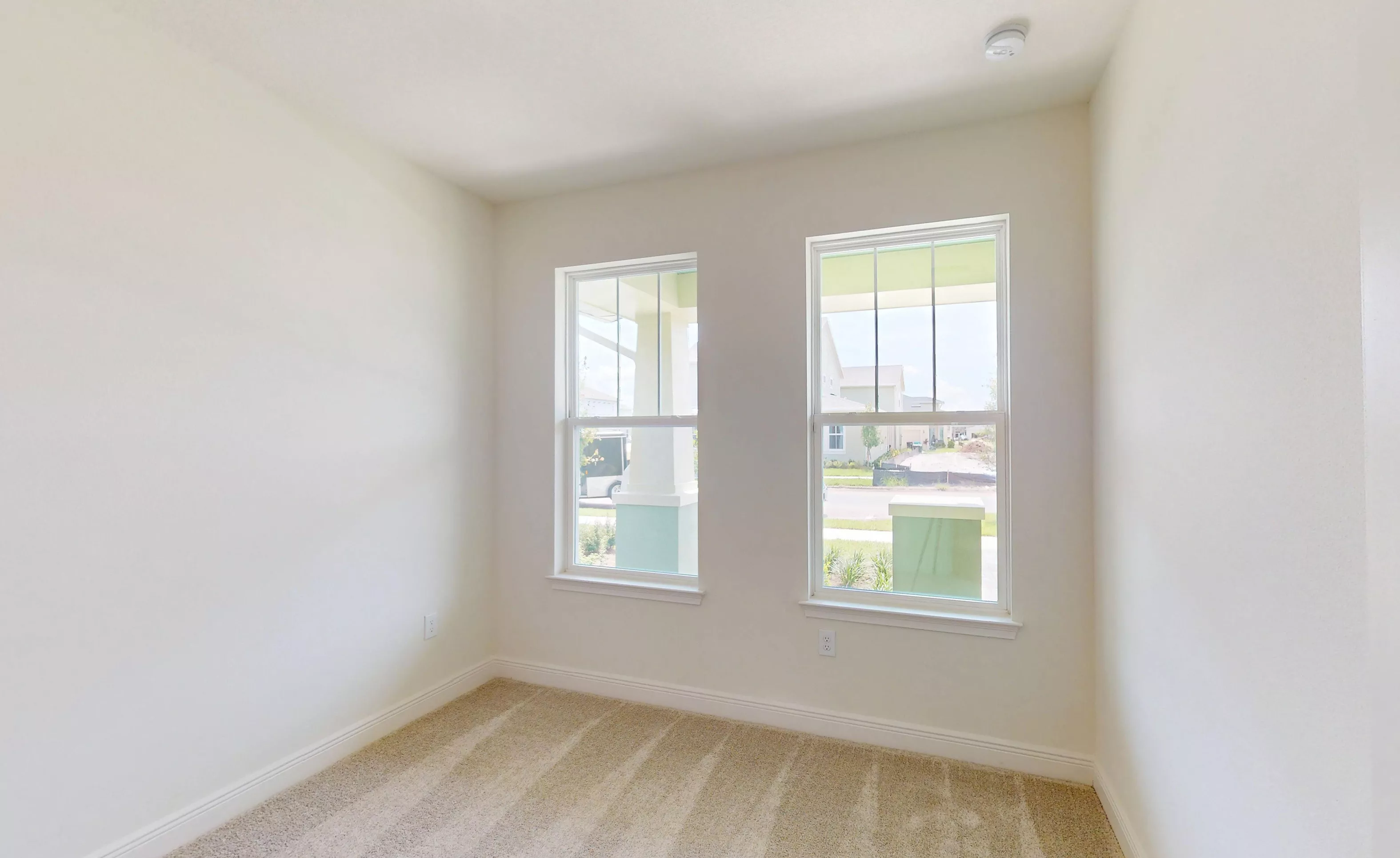 Maui - Guest Bedroom