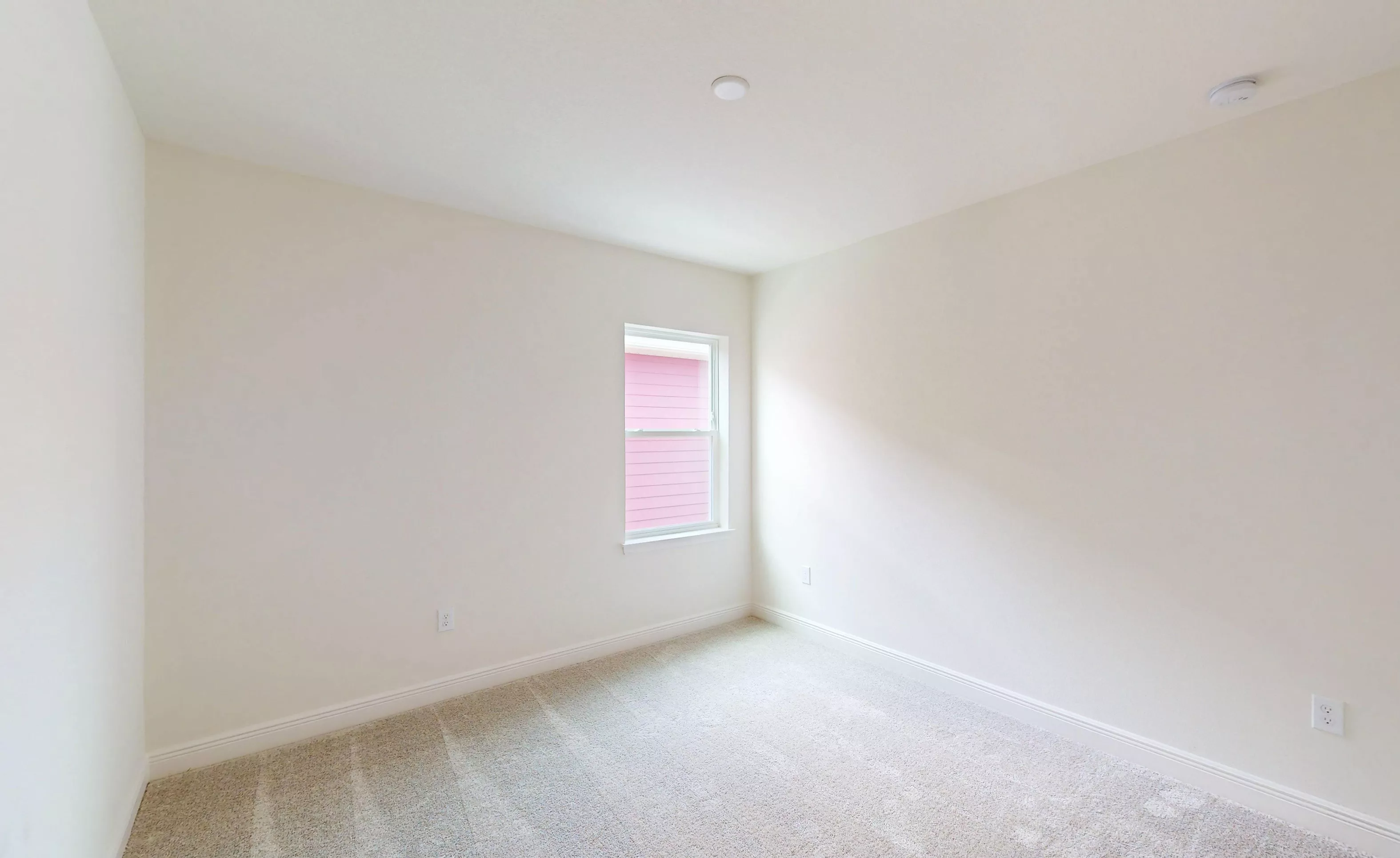 Maui - Guest Bedroom