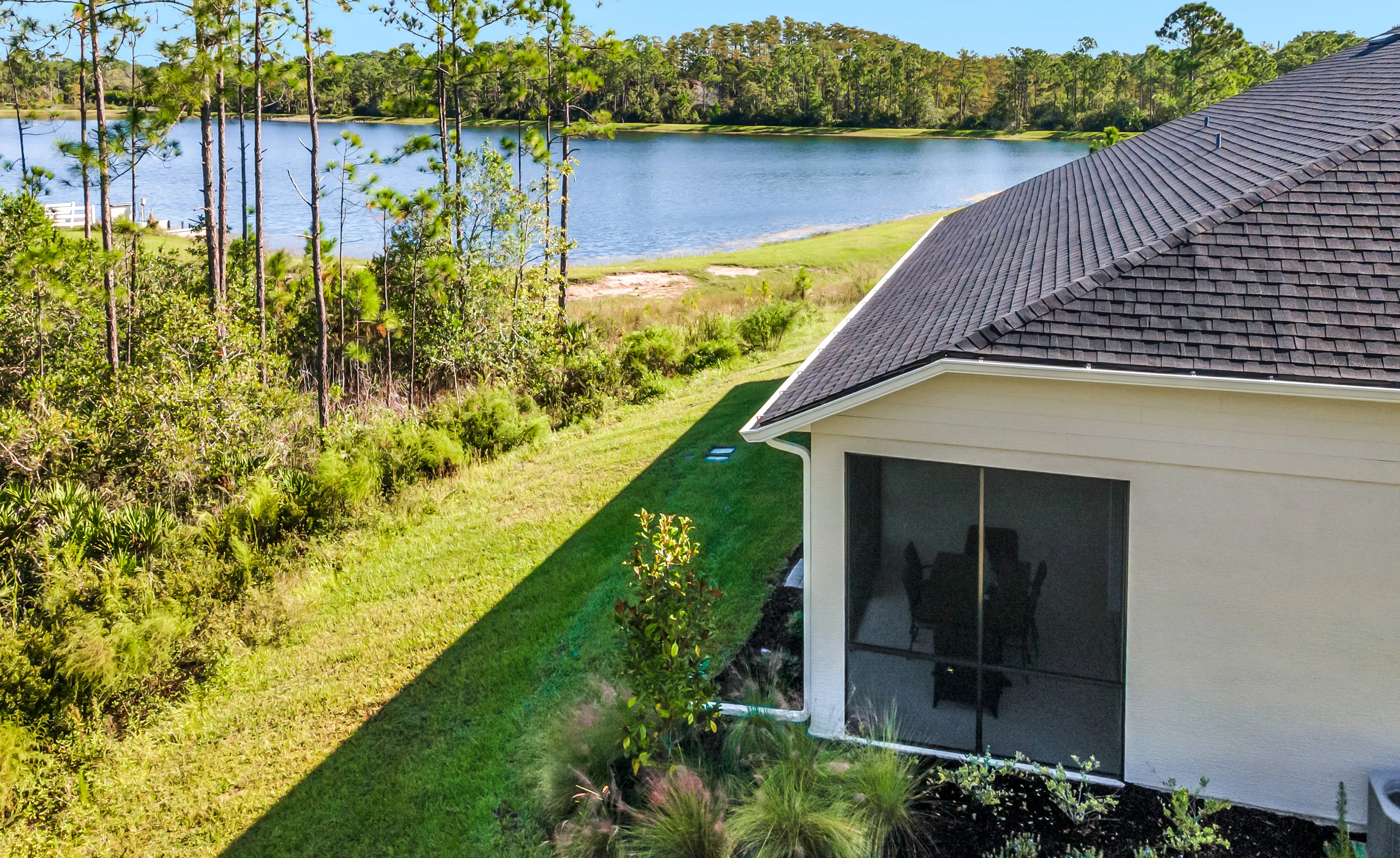 Arbor II - Back Exterior