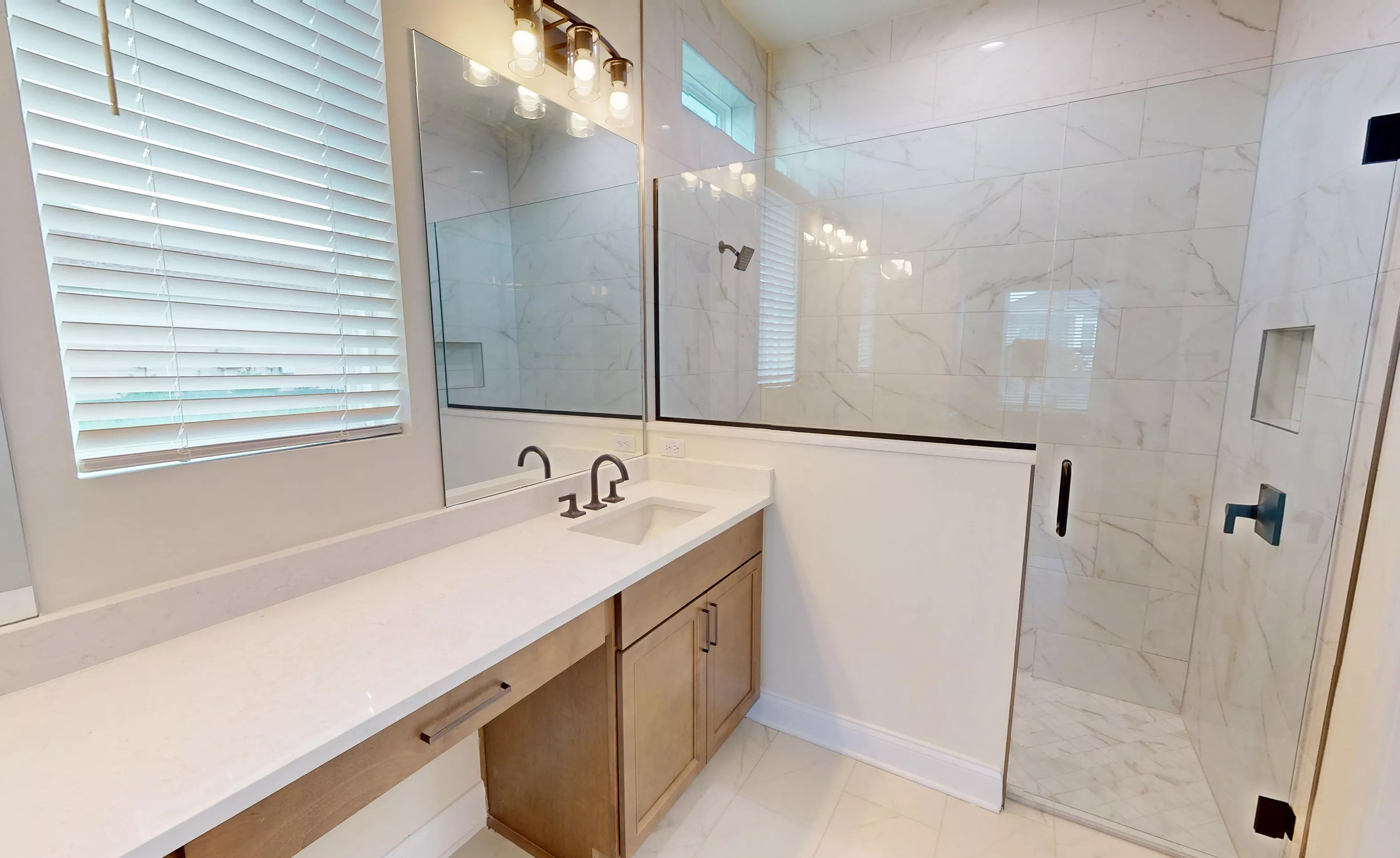 Laguna - Master Bathroom