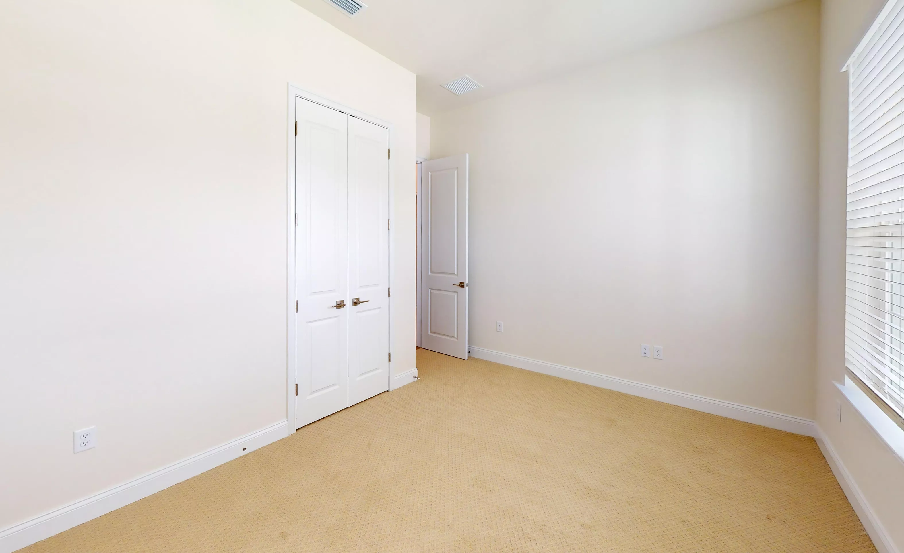 Laguna - Guest Bedroom